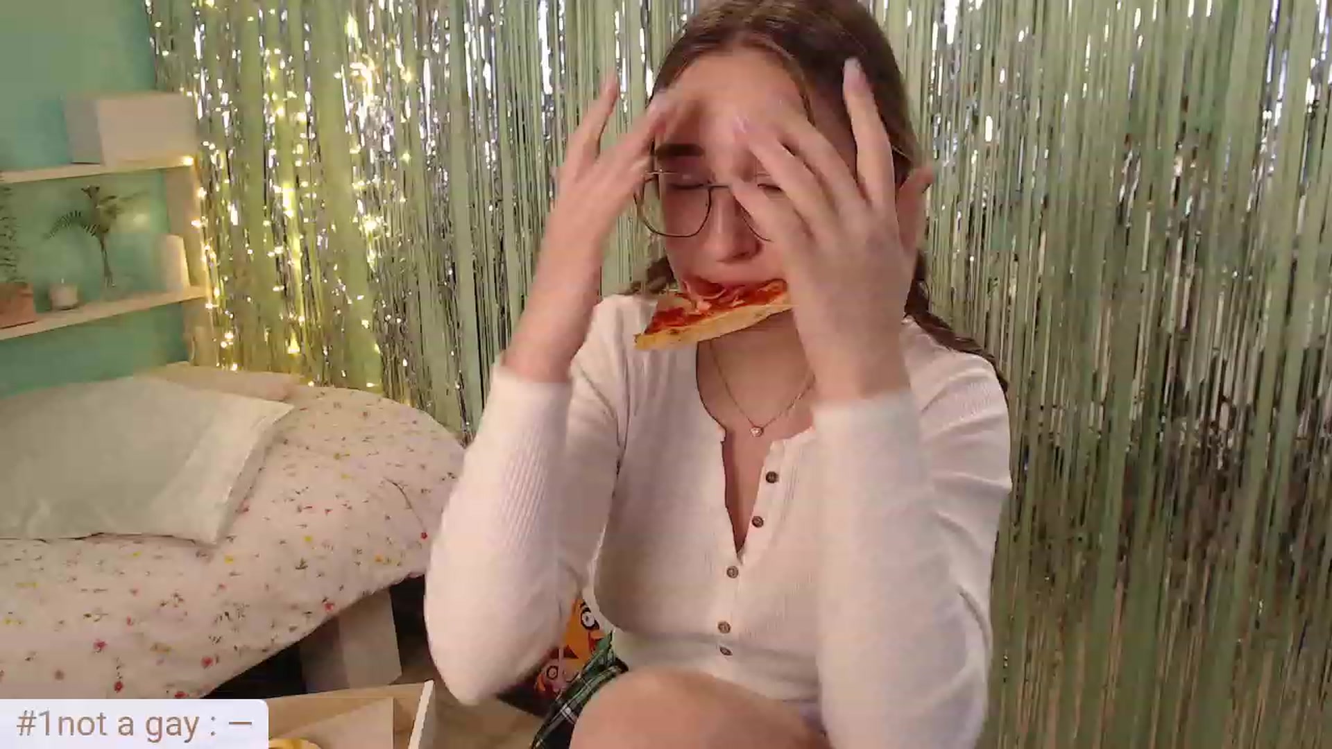 Gallery image thumbnail from Tama_gotchi's myfreecams stream on, 12/05/2022, 09:19 image 3 of 20