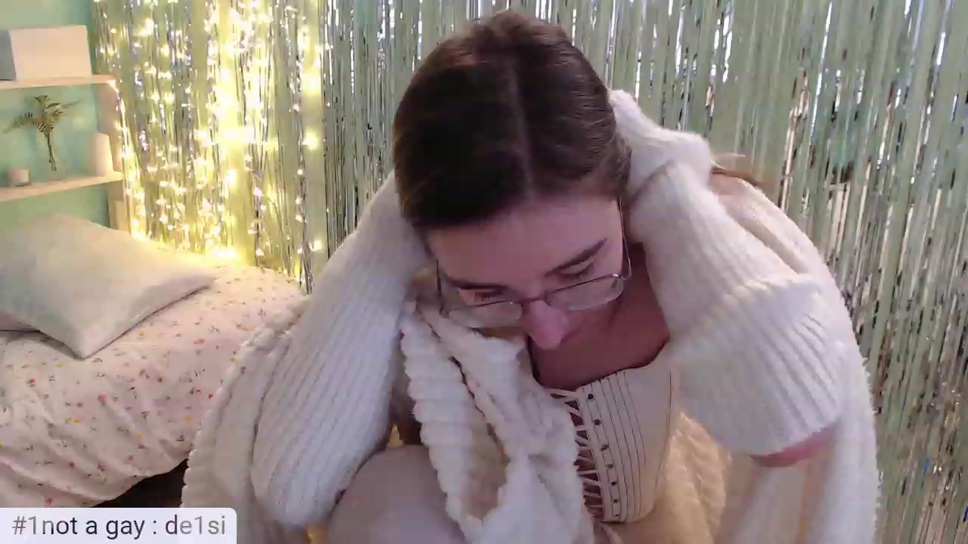 Gallery image thumbnail from Tama_gotchi's myfreecams stream on, 12/12/2022, 07:40 image 12 of 20
