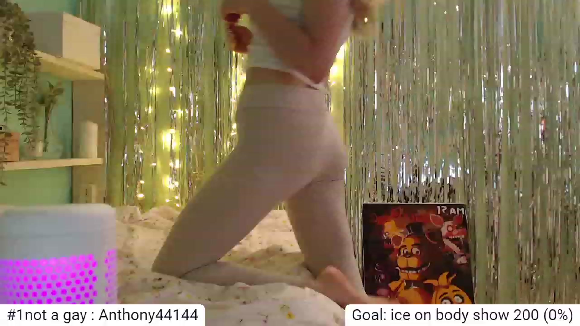 Gallery image thumbnail from Tama_gotchi's myfreecams stream on, 12/15/2022, 10:12 image 4 of 20