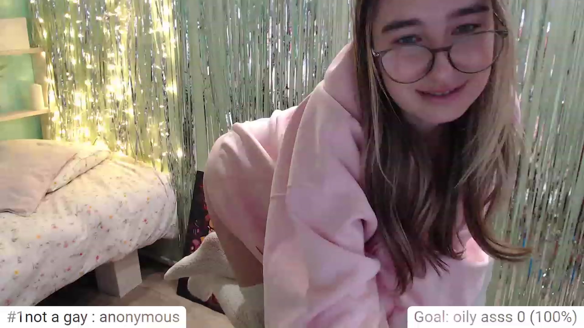 Gallery image thumbnail from Tama_gotchi's myfreecams stream on, 12/19/2022, 08:54 image 10 of 20