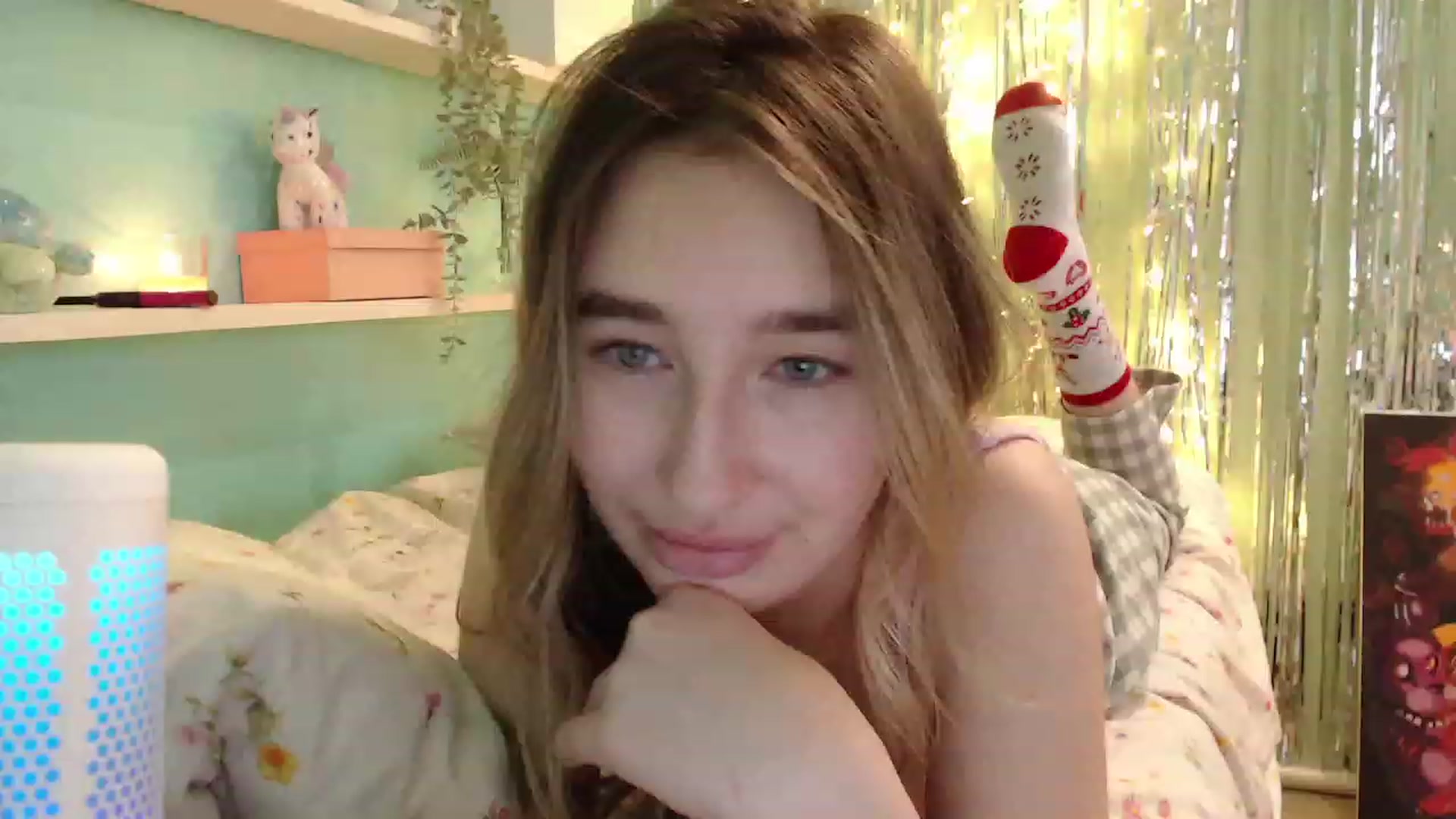 Gallery image thumbnail from Tama_gotchi's myfreecams stream on, 12/23/2022, 08:47 image 16 of 20