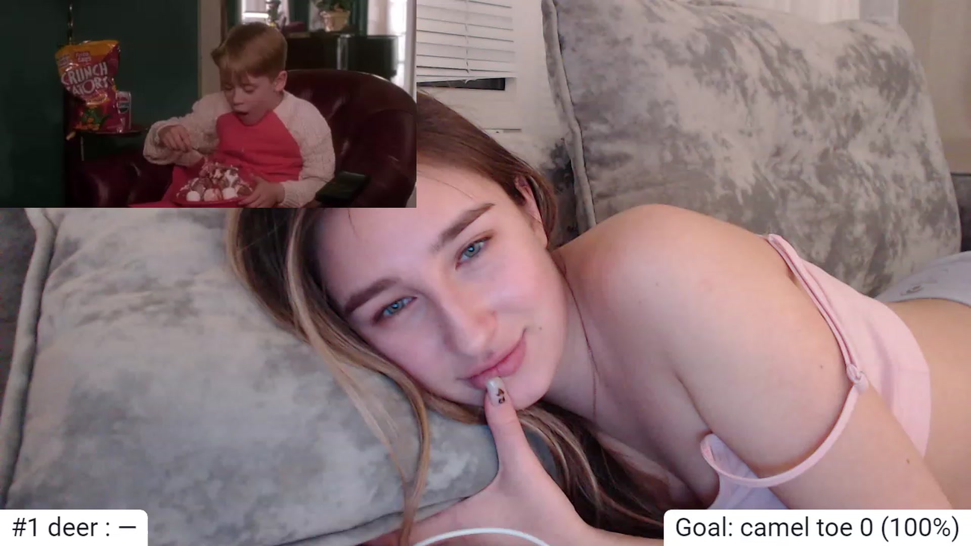 Gallery image thumbnail from Tama_gotchi's myfreecams stream on, 12/30/2022, 18:24 image 2 of 20