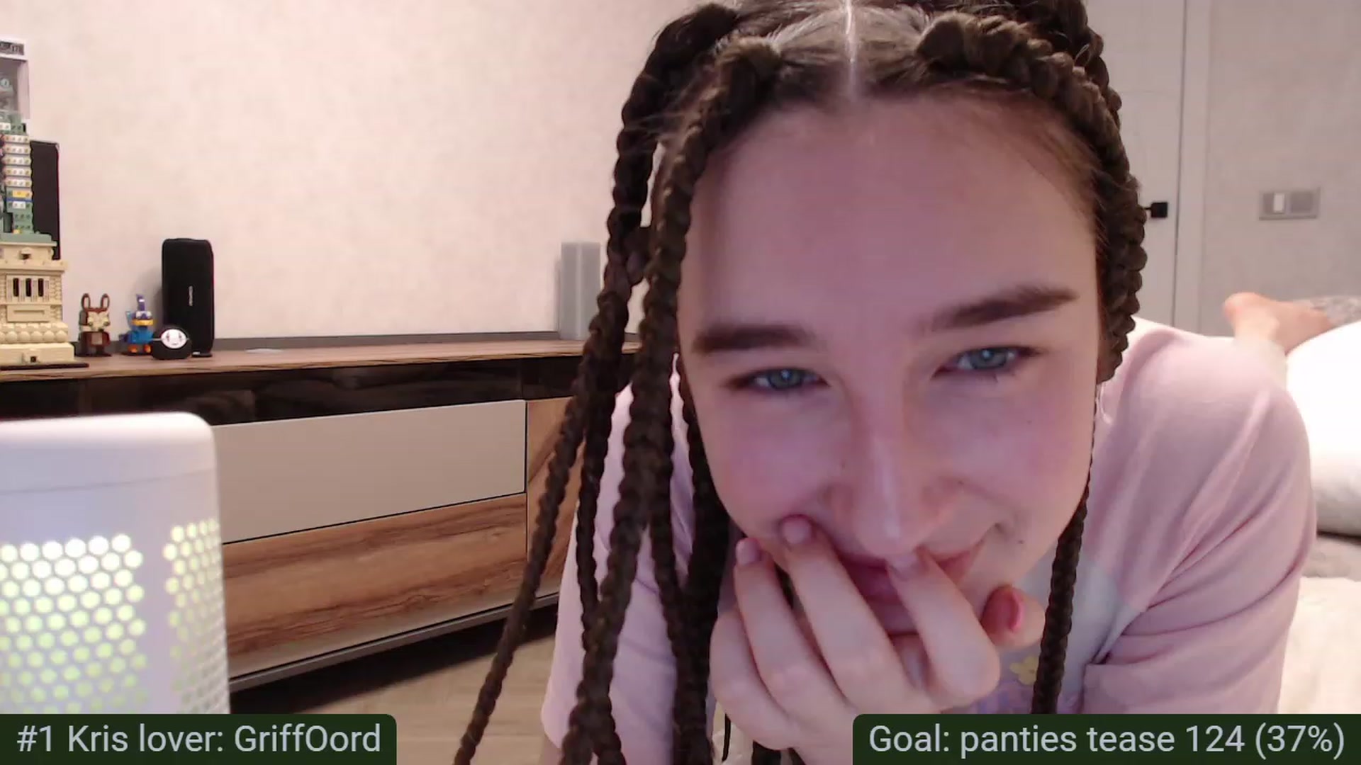 Gallery image thumbnail from Tama_gotchi's myfreecams stream on, 03/08/2023, 09:22 image 17 of 20