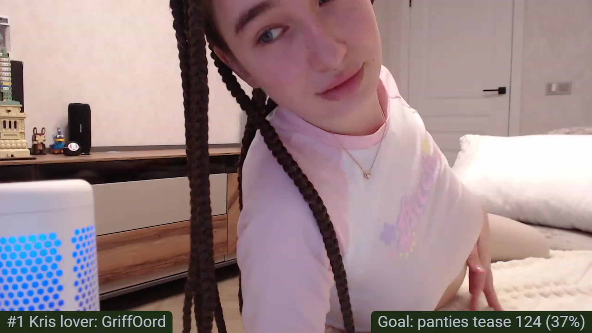 Gallery image thumbnail from Tama_gotchi's myfreecams stream on, 03/08/2023, 09:22 image 16 of 20