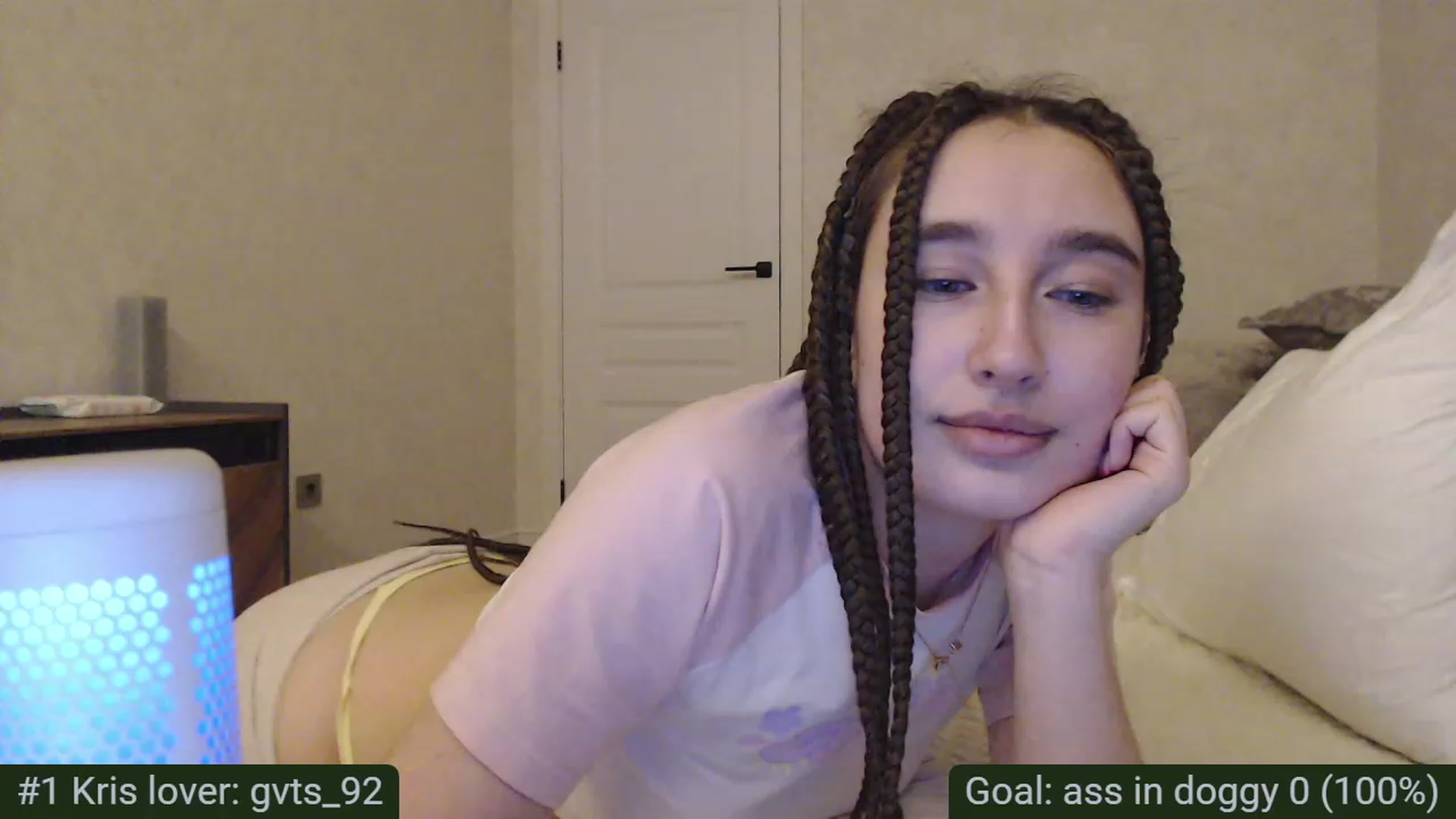 Gallery image thumbnail from Tama_gotchi's myfreecams stream on, 03/10/2023, 18:13 image 13 of 20