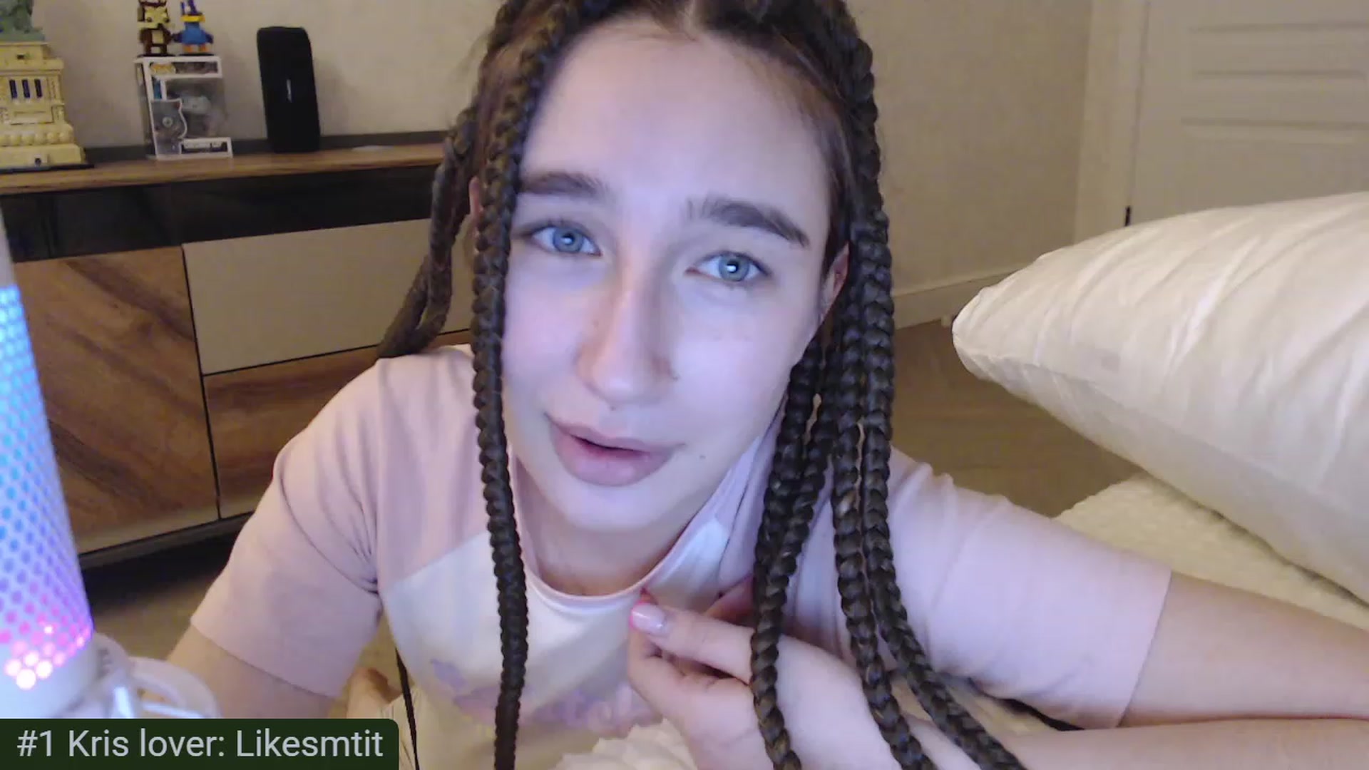 Gallery image thumbnail from Tama_gotchi's myfreecams stream on, 03/10/2023, 20:38 image 10 of 20