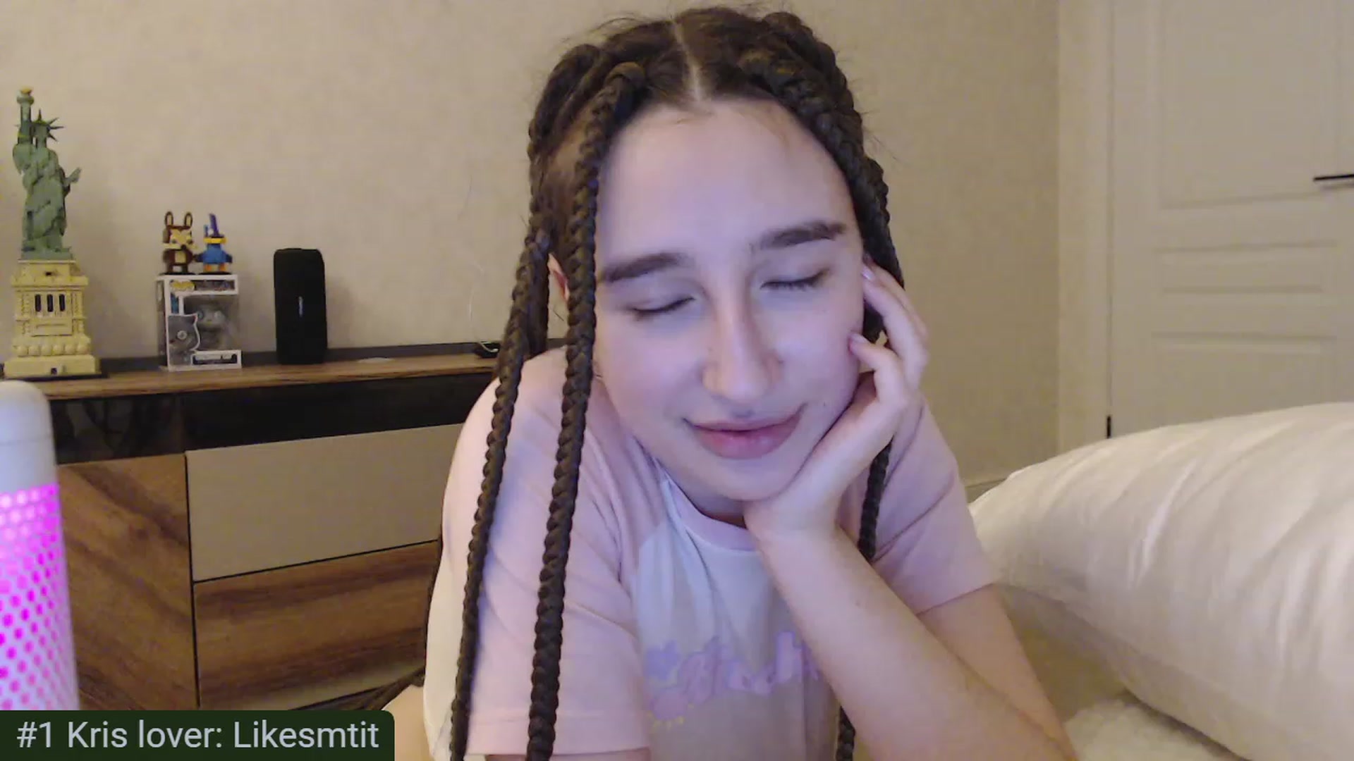 Gallery image thumbnail from Tama_gotchi's myfreecams stream on, 03/10/2023, 20:38 image 8 of 20