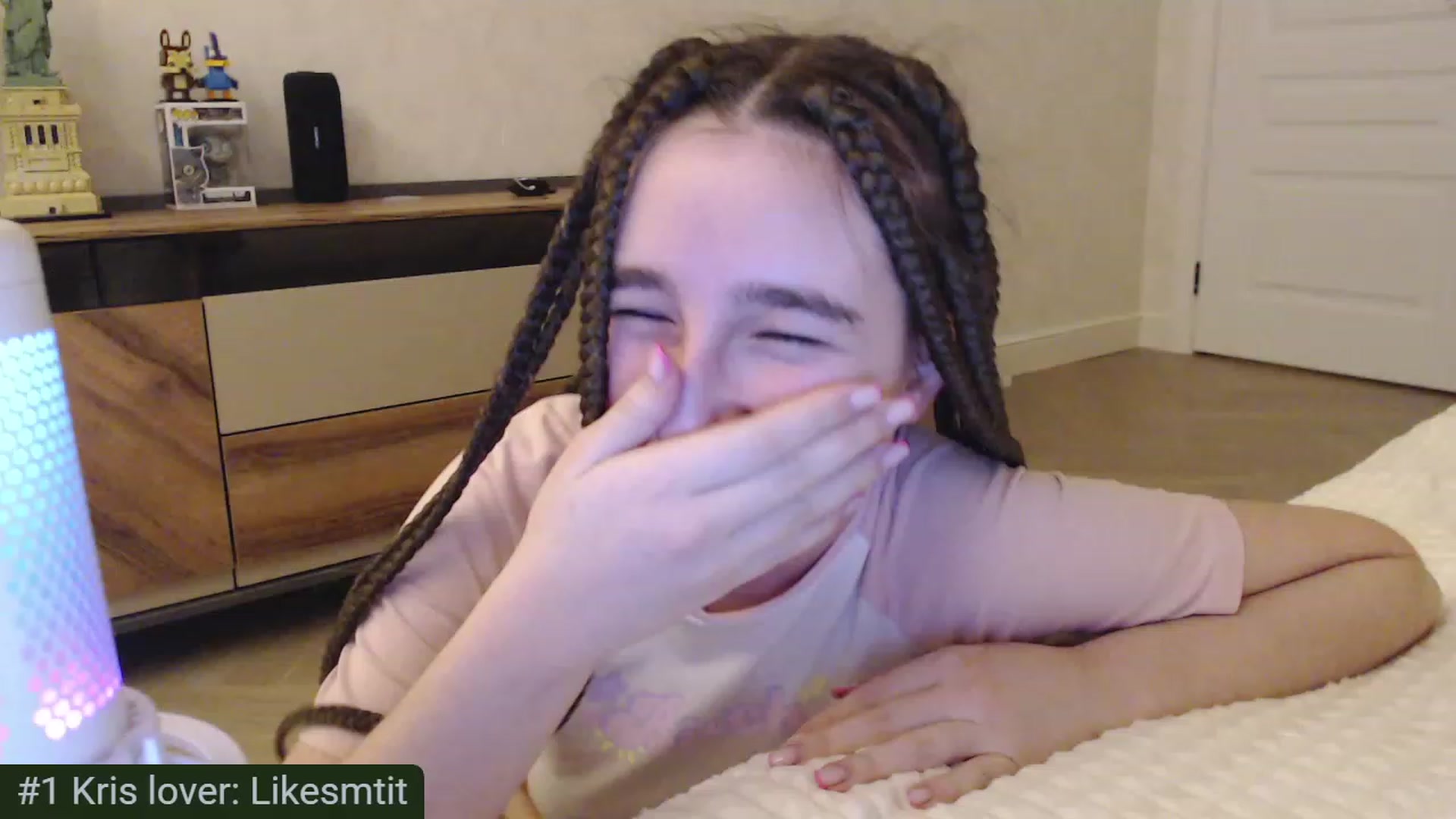 Gallery image thumbnail from Tama_gotchi's myfreecams stream on, 03/10/2023, 20:38 image 4 of 20