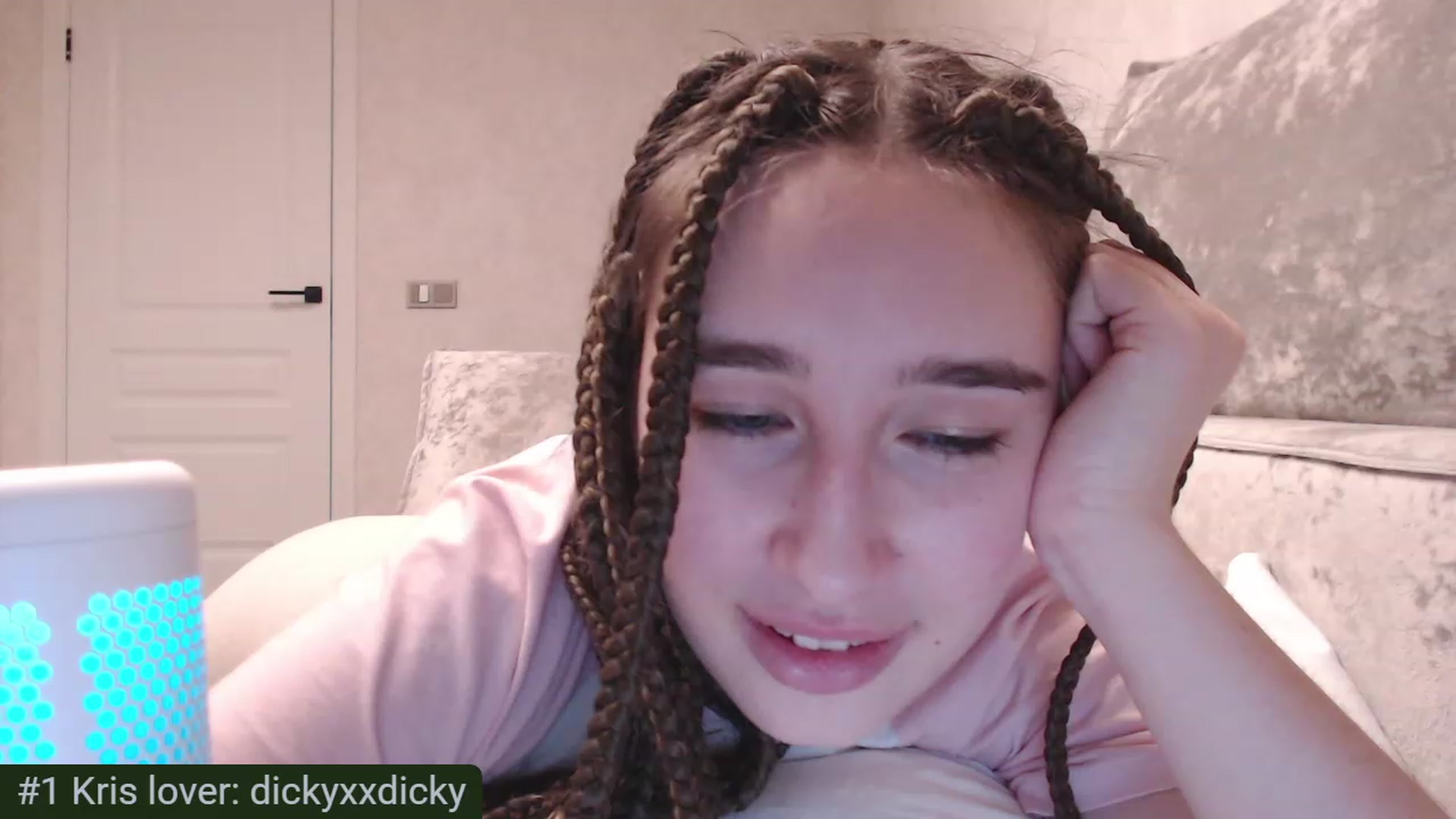 Gallery image thumbnail from Tama_gotchi's myfreecams stream on, 03/13/2023, 14:58 image 9 of 20