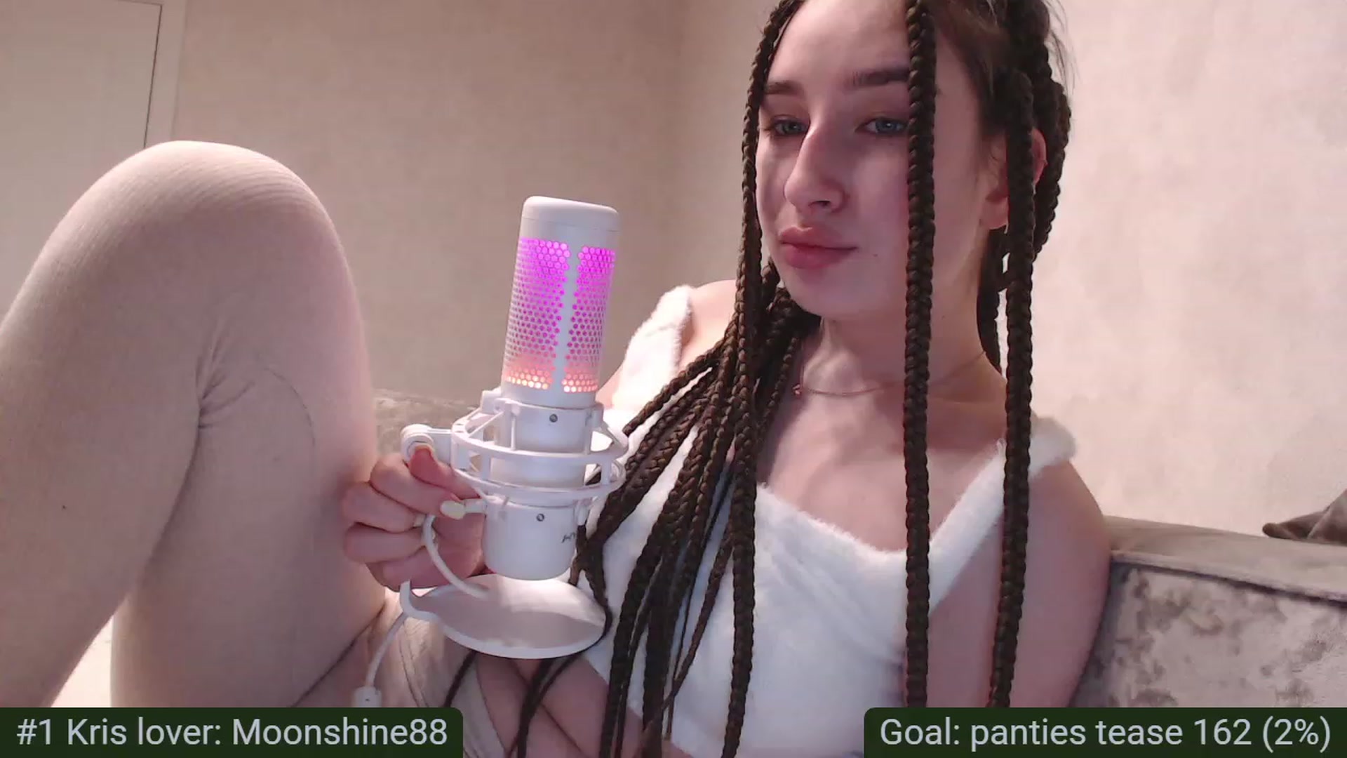 Gallery image thumbnail from Tama_gotchi's myfreecams stream on, 03/13/2023, 17:23 image 9 of 20