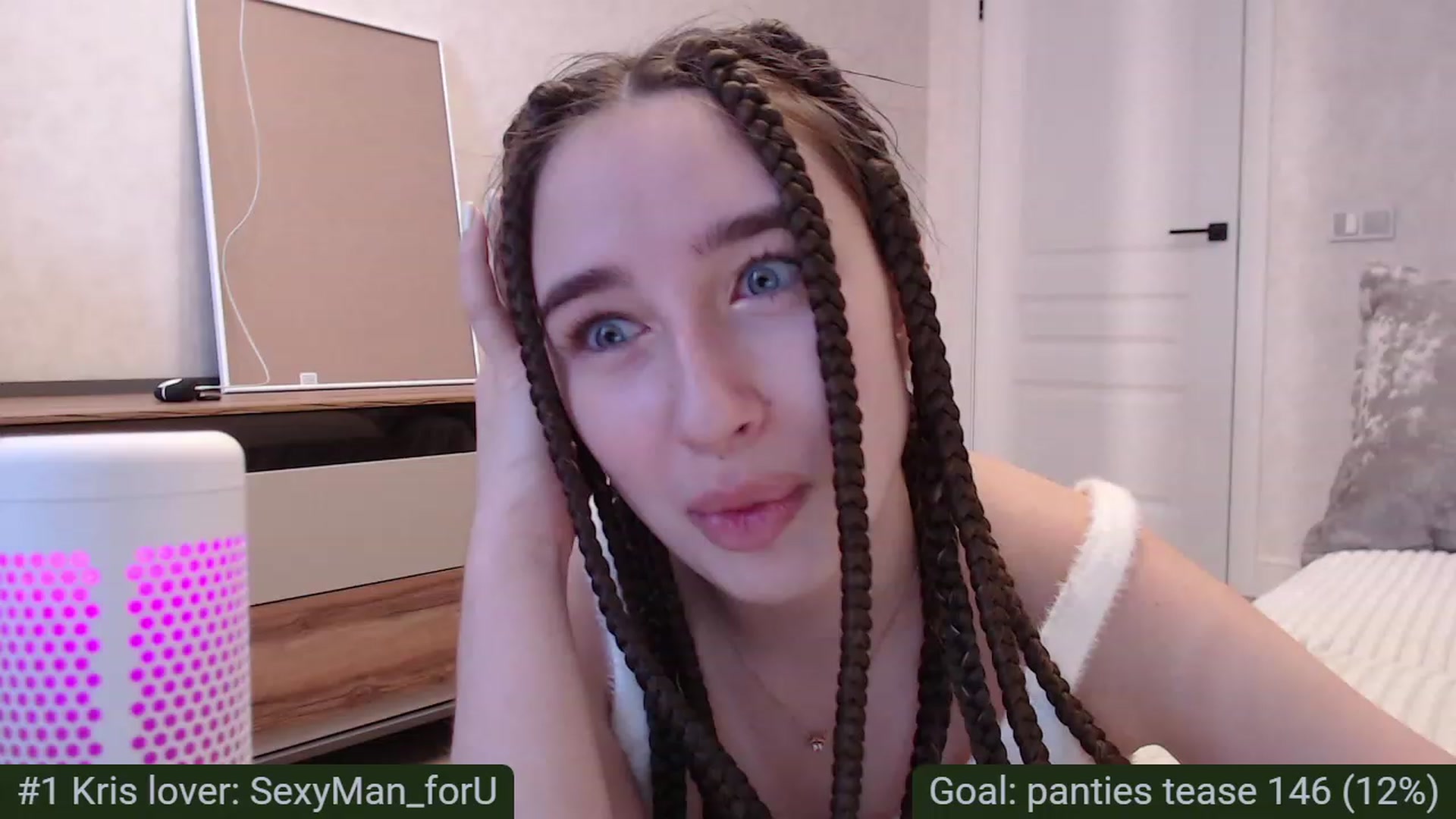 Gallery image thumbnail from Tama_gotchi's myfreecams stream on, 03/14/2023, 07:19 image 5 of 20
