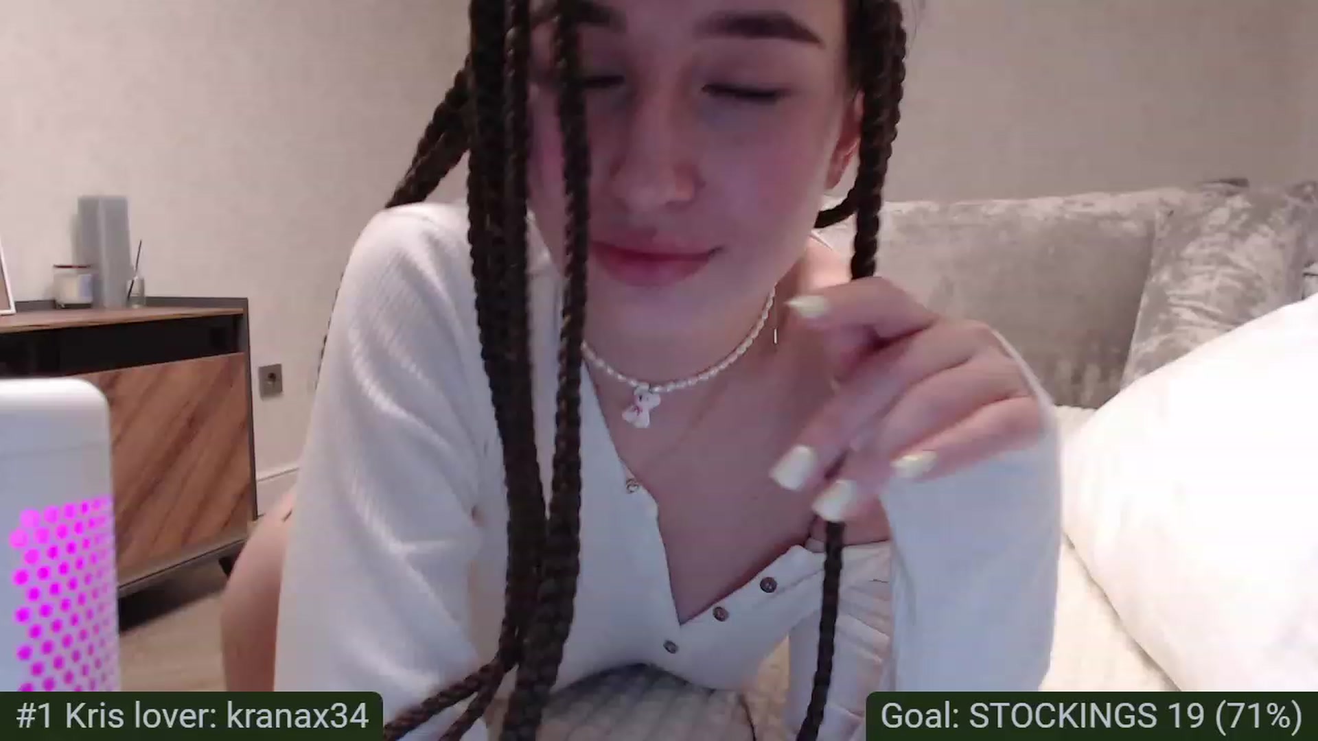 Gallery image thumbnail from Tama_gotchi's myfreecams stream on, 03/15/2023, 19:18 image 4 of 20