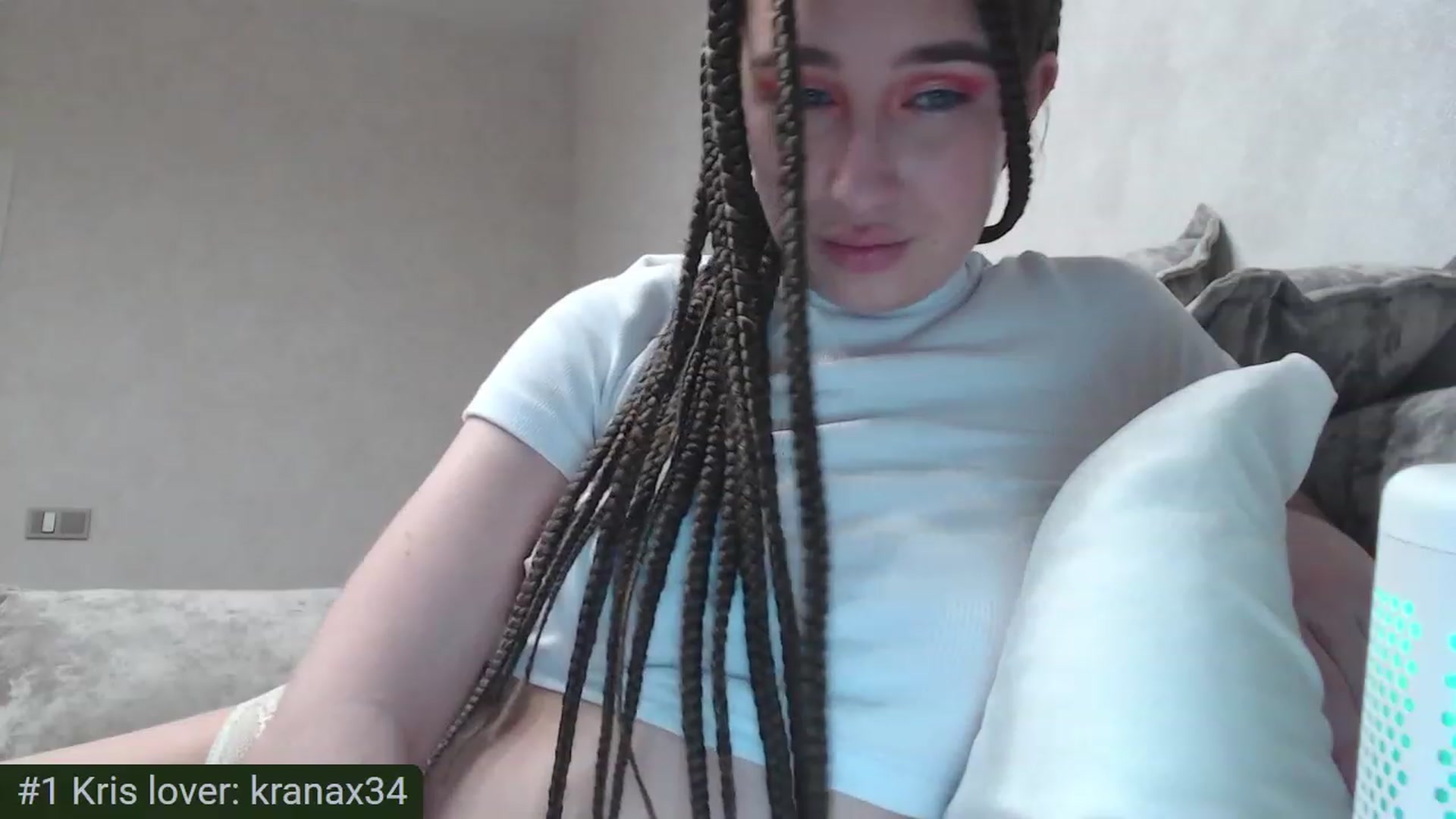 Gallery image thumbnail from Tama_gotchi's myfreecams stream on, 03/20/2023, 17:22 image 14 of 20