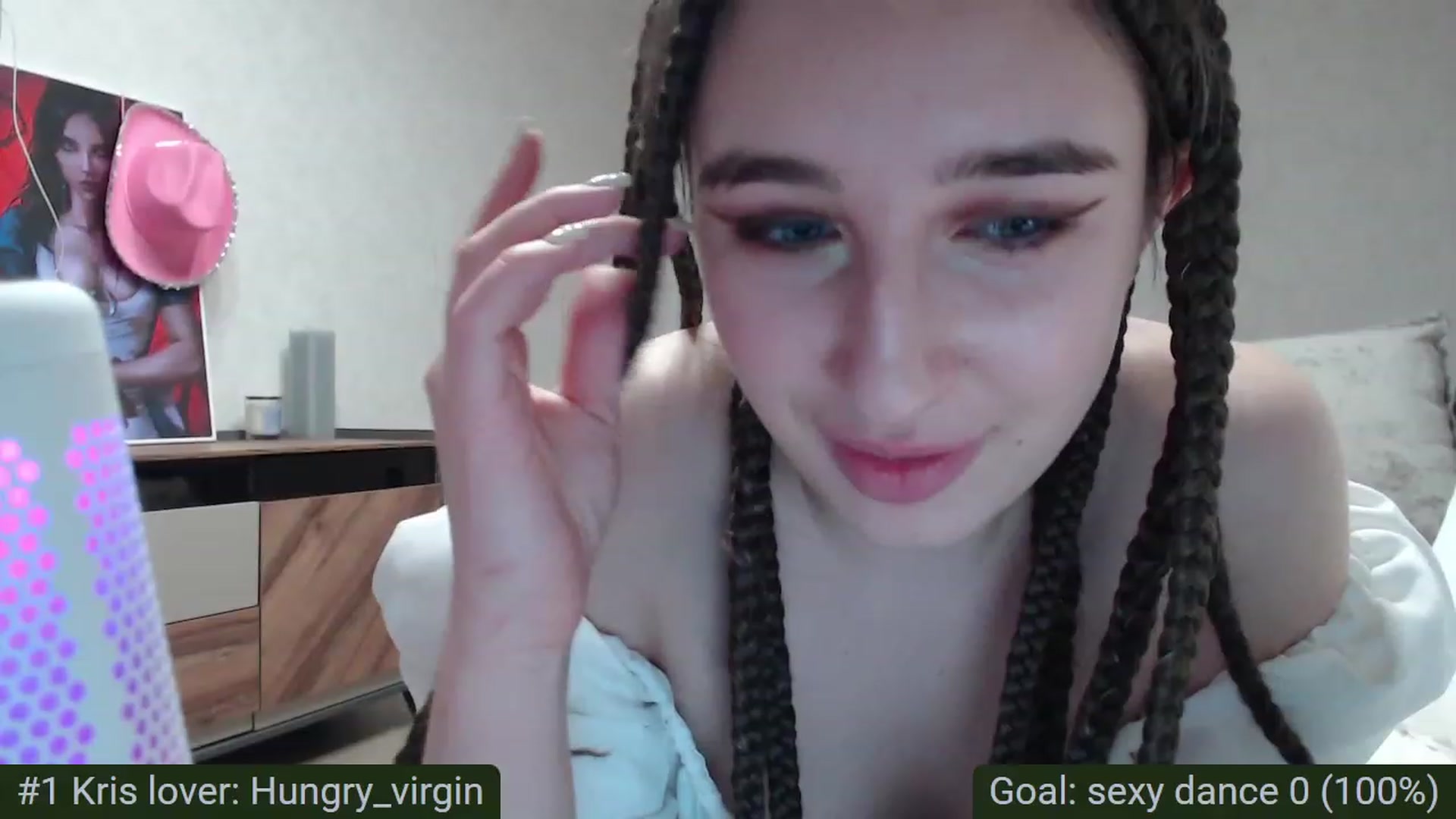 Gallery image thumbnail from Tama_gotchi's myfreecams stream on, 03/22/2023, 19:13 image 9 of 20