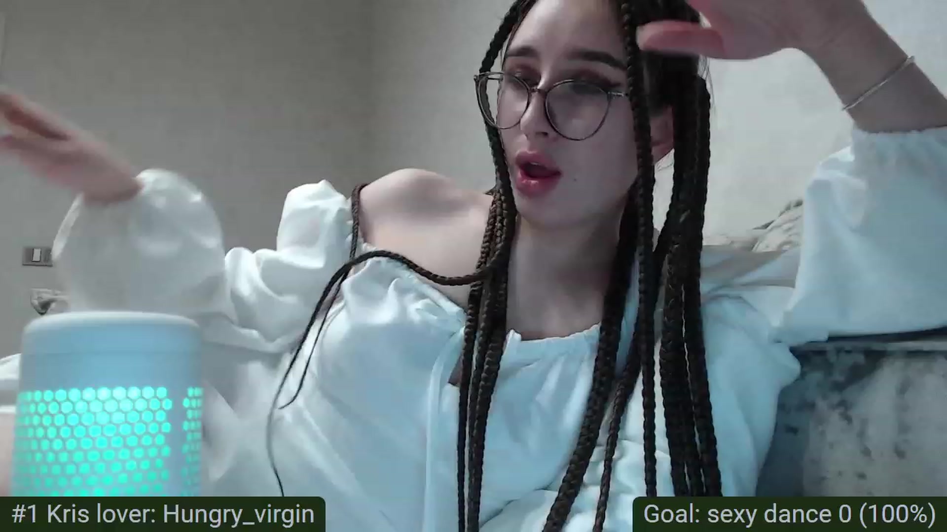 Gallery image thumbnail from Tama_gotchi's myfreecams stream on, 03/22/2023, 19:13 image 12 of 20