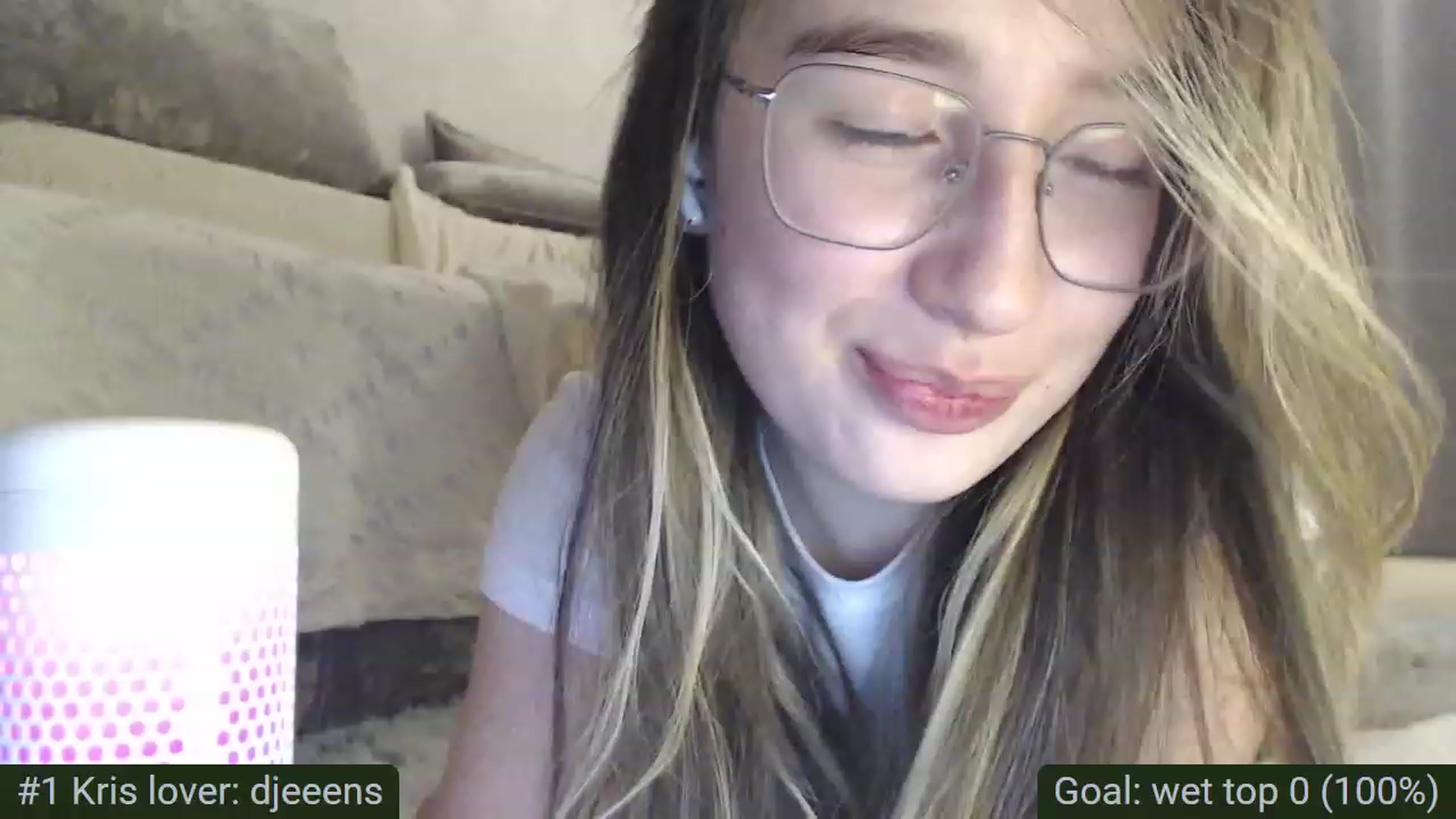 Gallery image thumbnail from Tama_gotchi's myfreecams stream on, 04/12/2023, 19:10 image 5 of 20