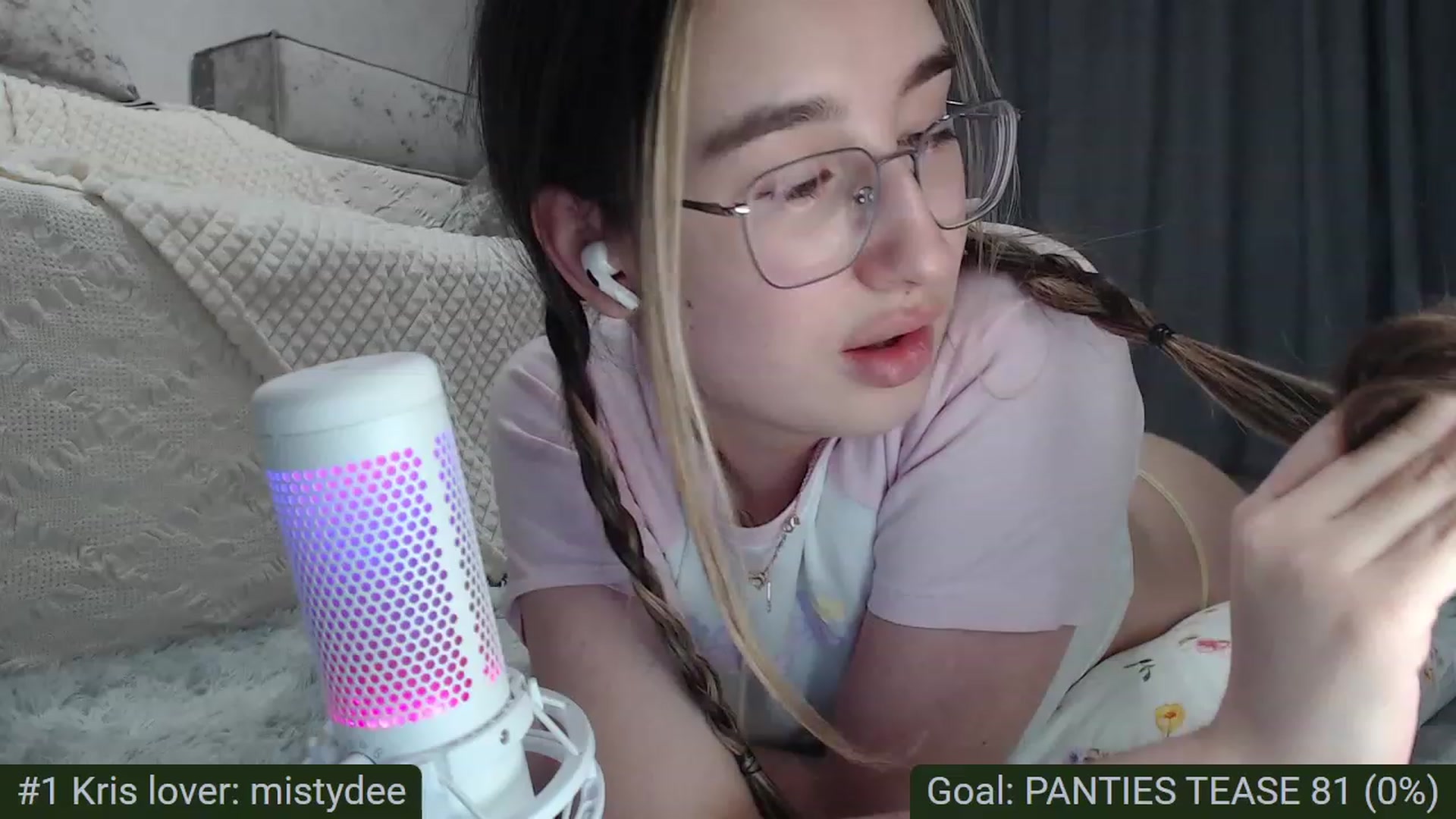 Gallery image thumbnail from Tama_gotchi's myfreecams stream on, 04/25/2023, 19:08 image 9 of 20