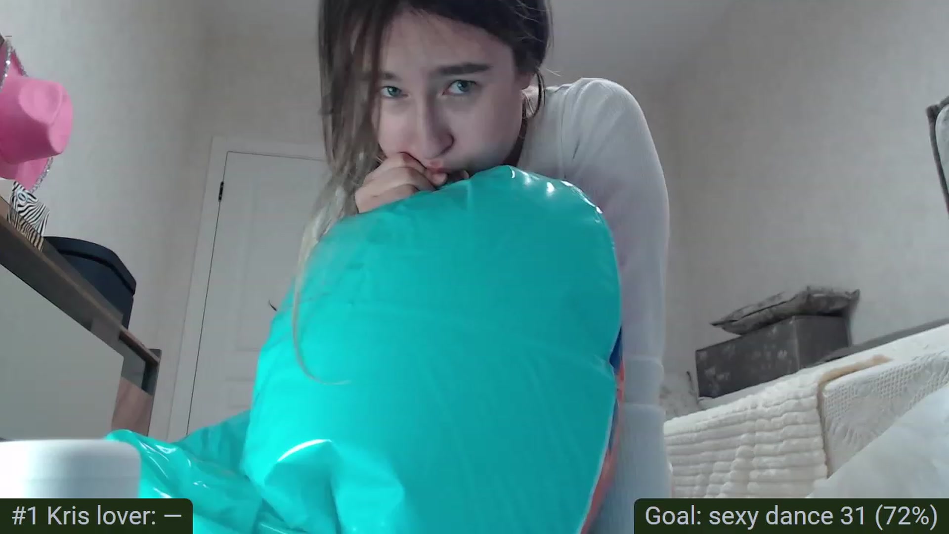 Gallery image thumbnail from Tama_gotchi's myfreecams stream on, 07/13/2023, 15:30 image 8 of 20