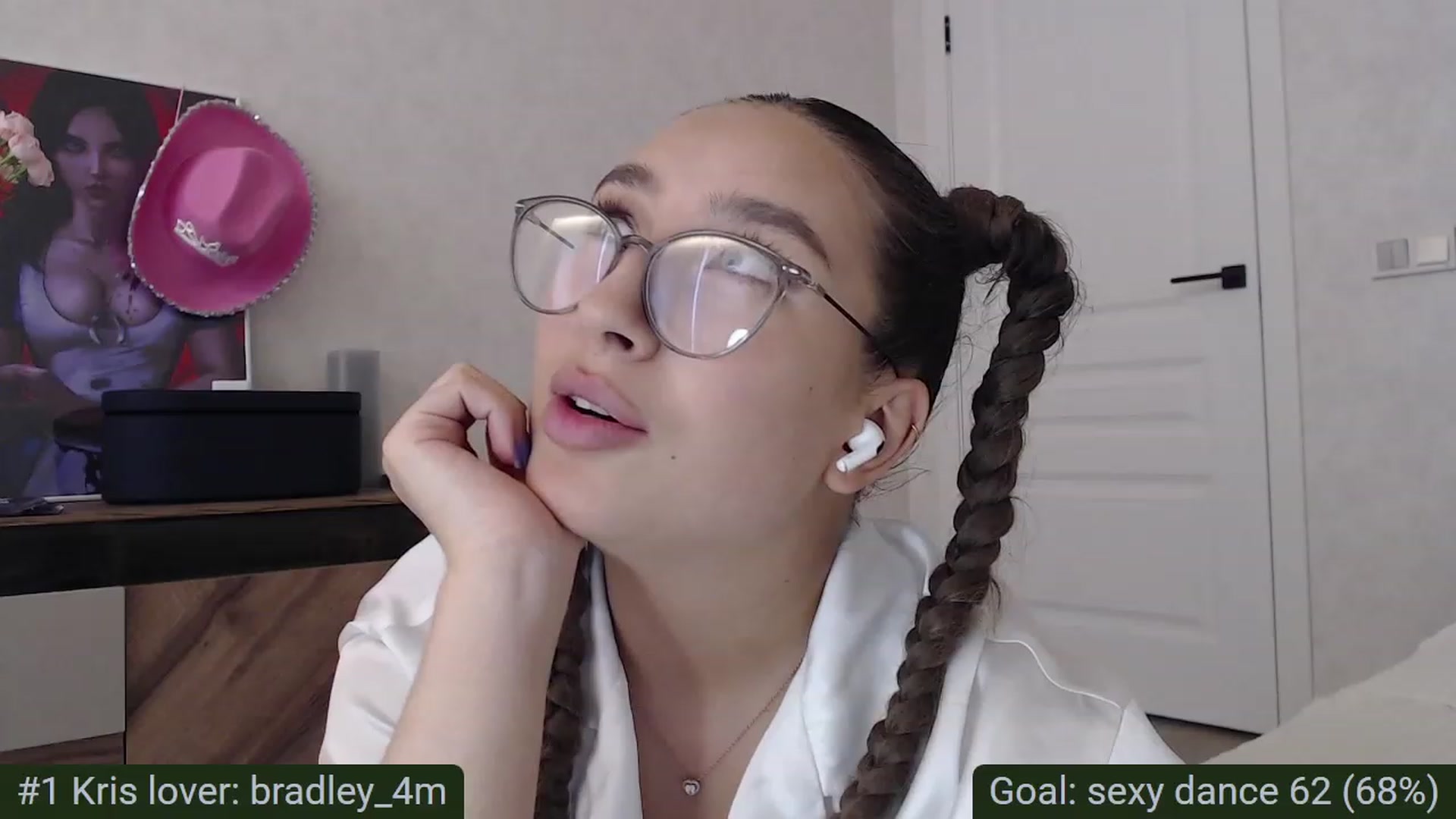Gallery image thumbnail from Tama_gotchi's myfreecams stream on, 09/13/2023, 10:03 image 5 of 20
