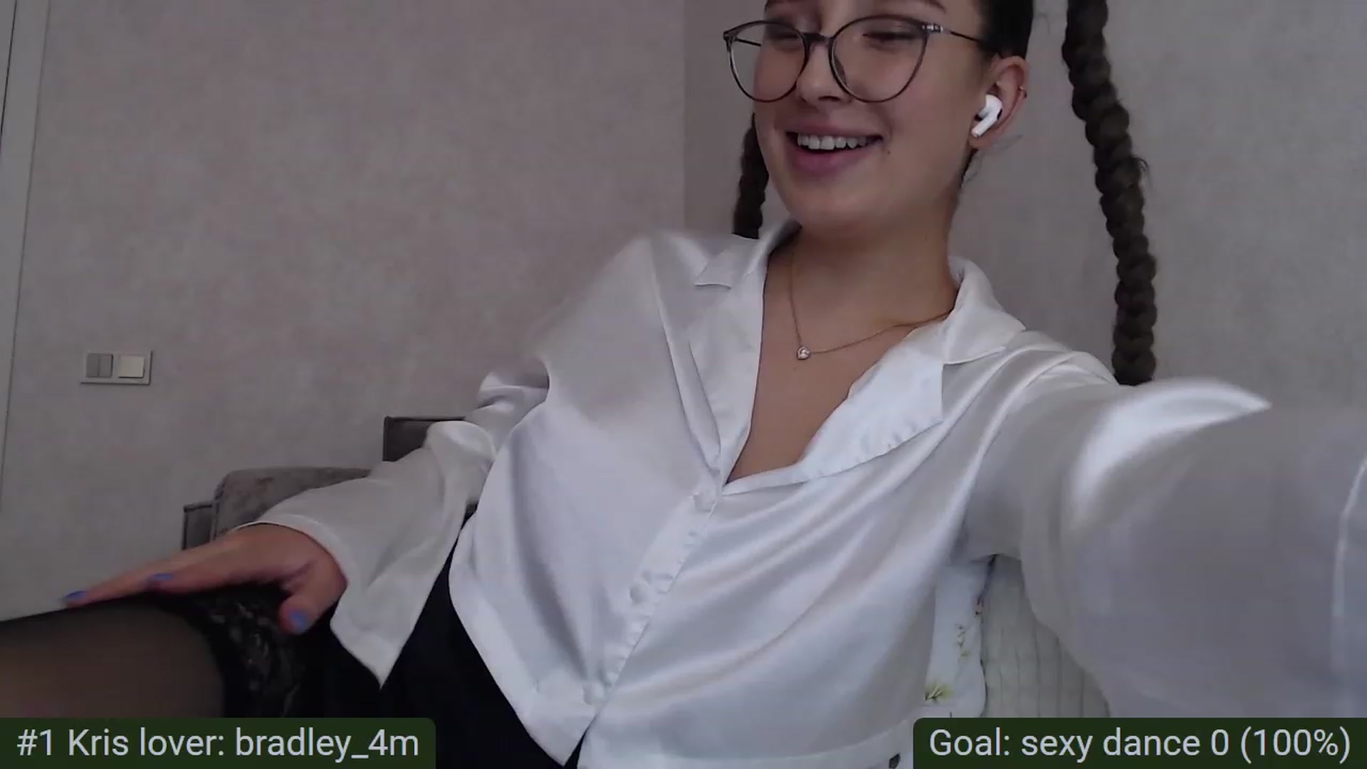 Gallery image thumbnail from Tama_gotchi's myfreecams stream on, 09/13/2023, 10:03 image 16 of 20
