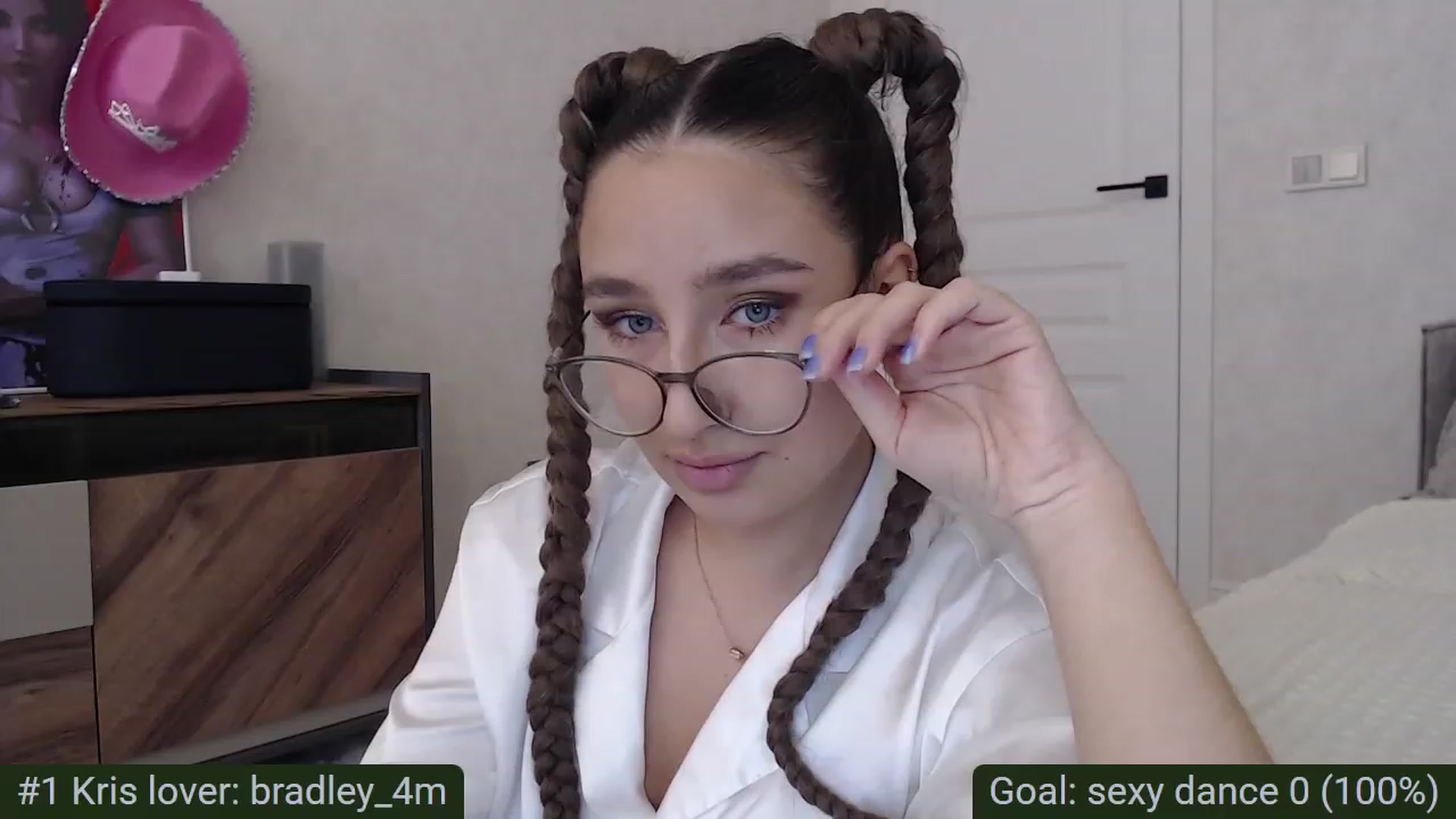 Gallery image thumbnail from Tama_gotchi's myfreecams stream on, 09/13/2023, 10:23 image 1 of 20