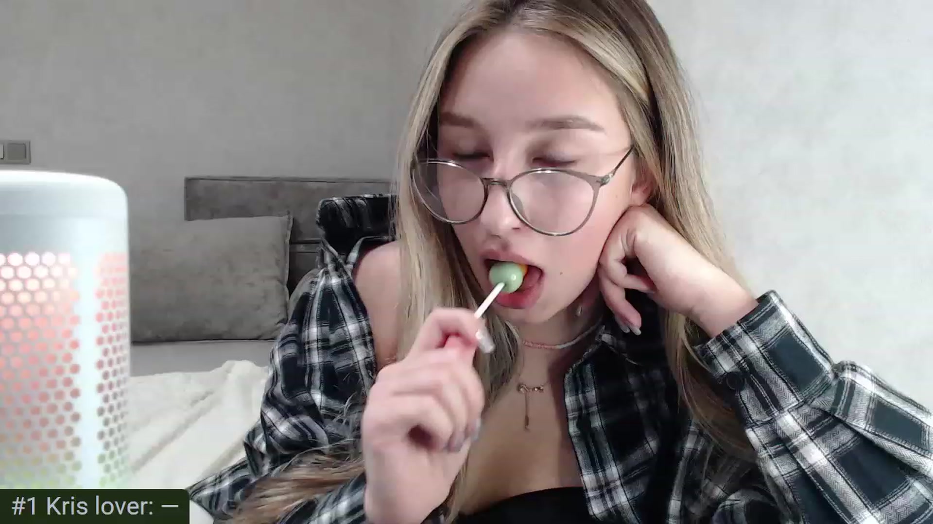 Gallery image thumbnail from Tama_gotchi's myfreecams stream on, 10/12/2023, 12:52 image 1 of 20
