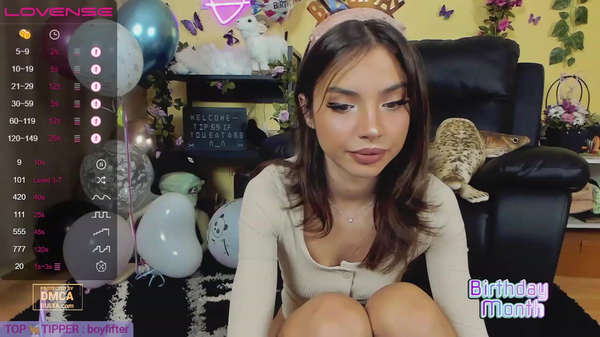 Gallery image thumbnail from TamaraRay's myfreecams stream on, 12/11/2022, 04:46 image 9 of 20
