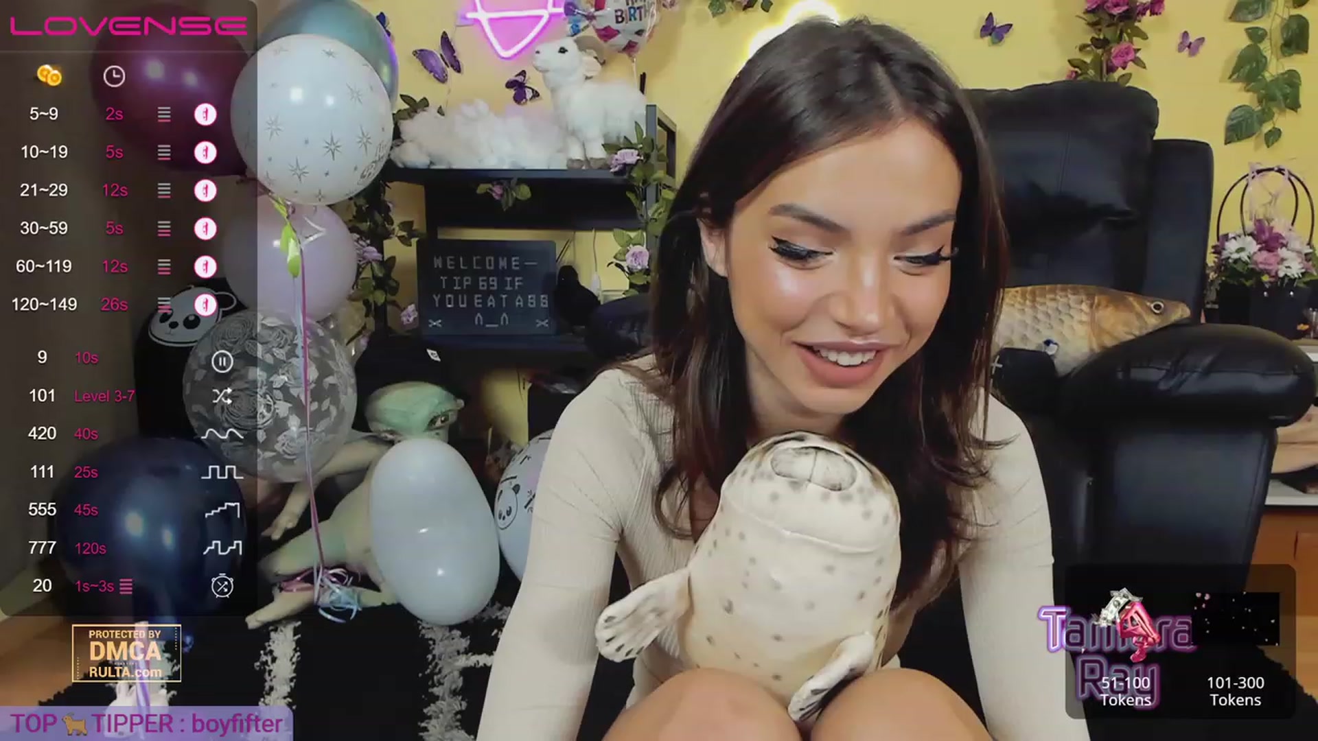 Gallery image thumbnail from TamaraRay's myfreecams stream on, 12/11/2022, 04:46 image 1 of 20