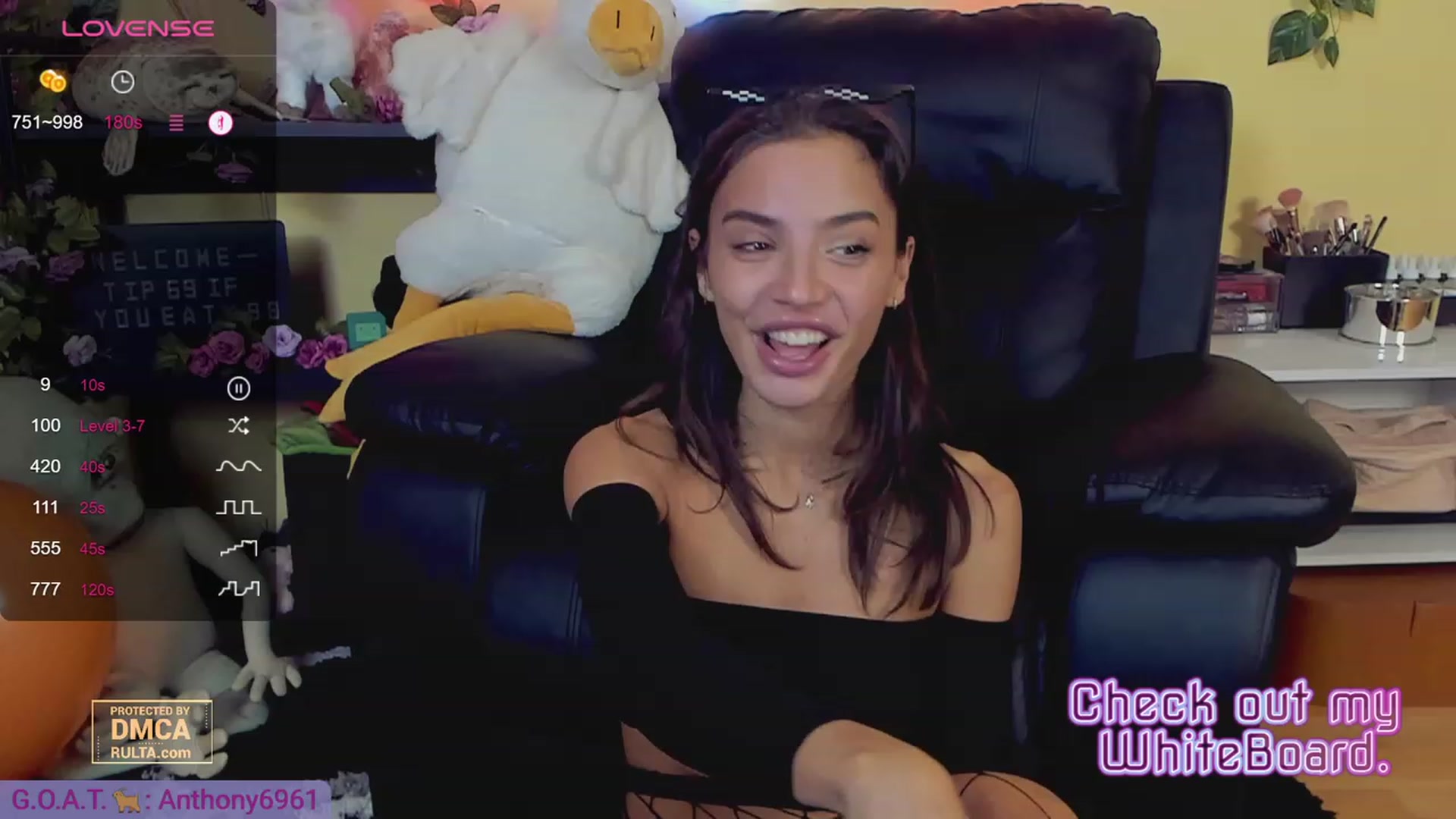 Gallery image thumbnail from TamaraRay's myfreecams stream on, 10/13/2023, 07:40 image 6 of 20