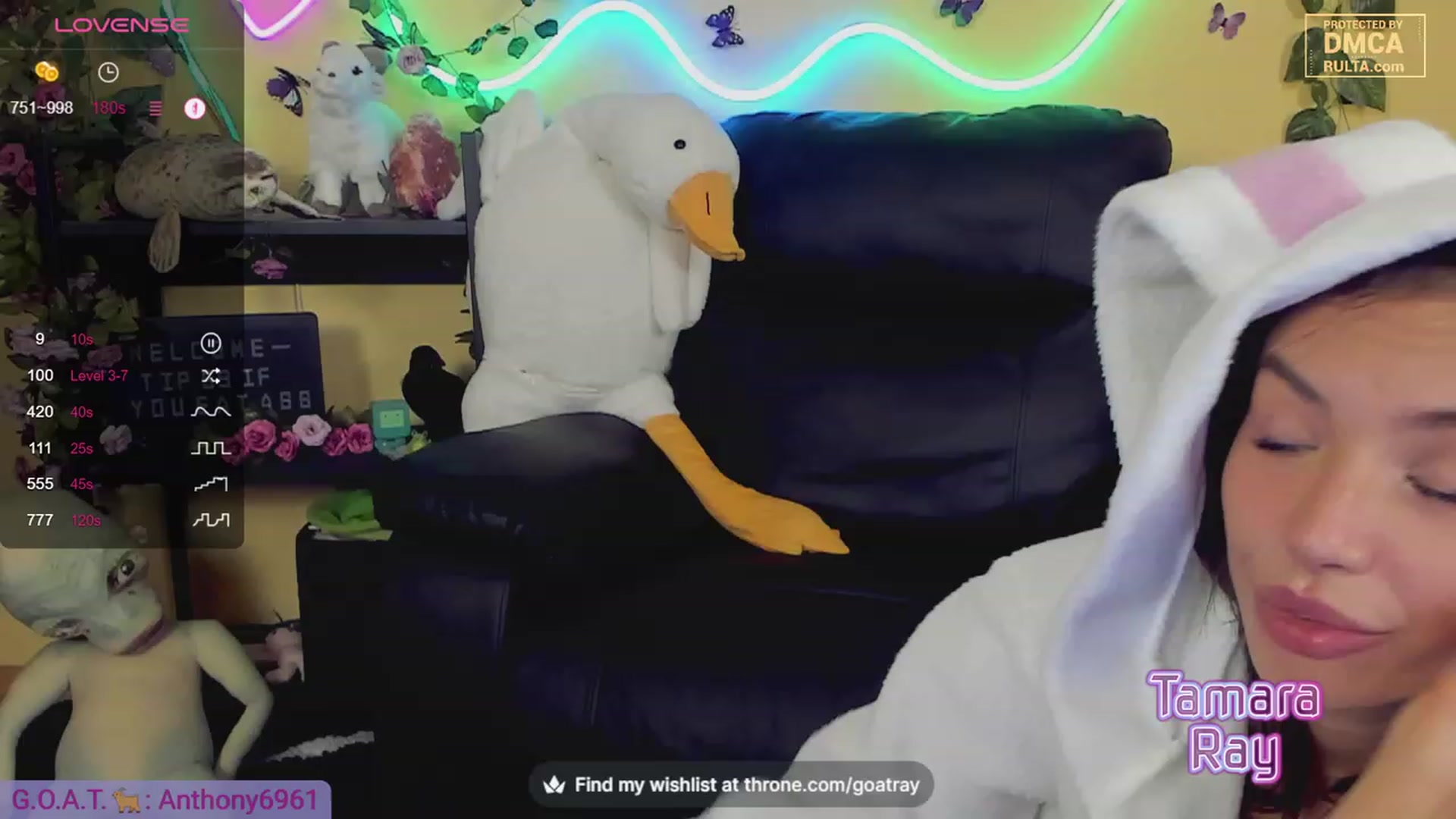 Gallery image thumbnail from TamaraRay's myfreecams stream on, 10/19/2023, 07:56 image 15 of 20