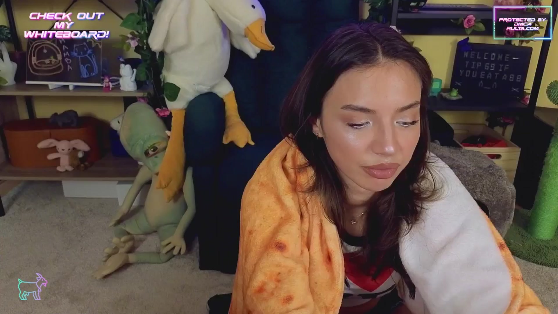 Gallery image thumbnail from TamaraRay's myfreecams stream on, 05/13/2024, 05:56 image 9 of 20