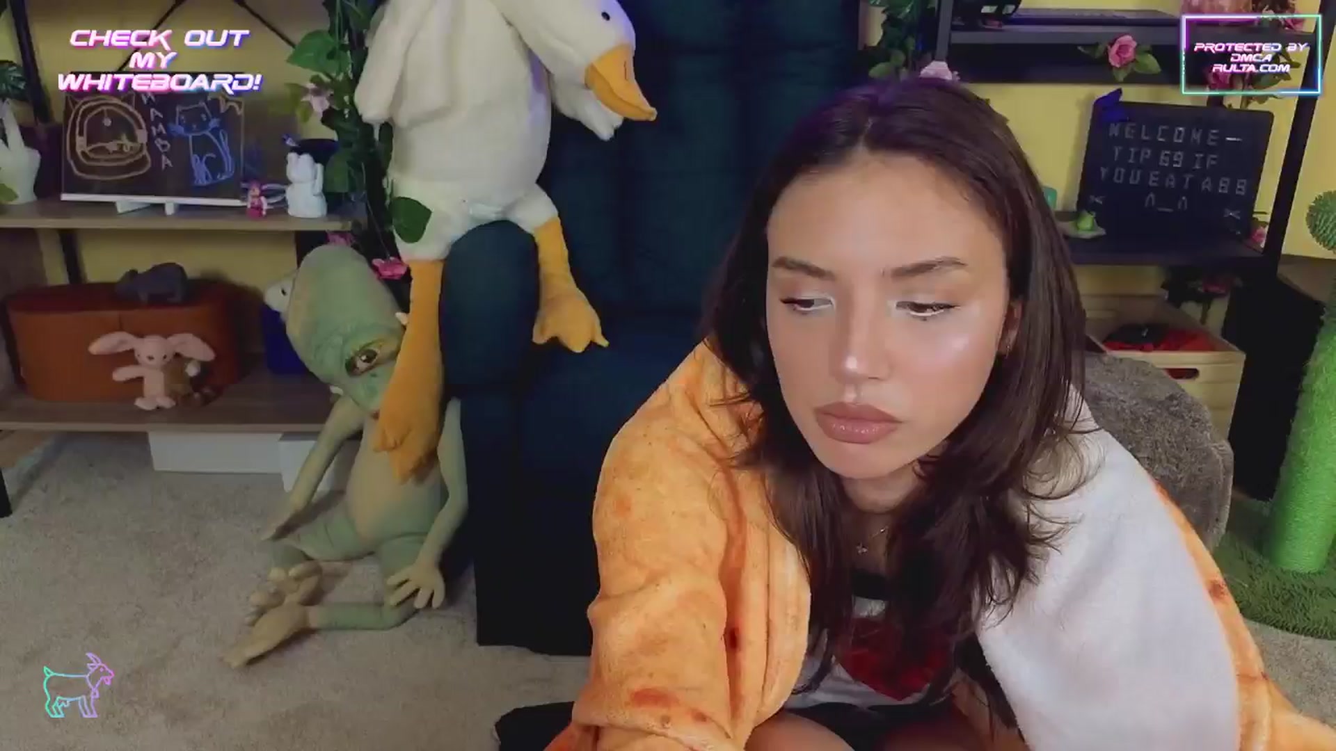 Gallery image thumbnail from TamaraRay's myfreecams stream on, 05/13/2024, 05:56 image 8 of 20