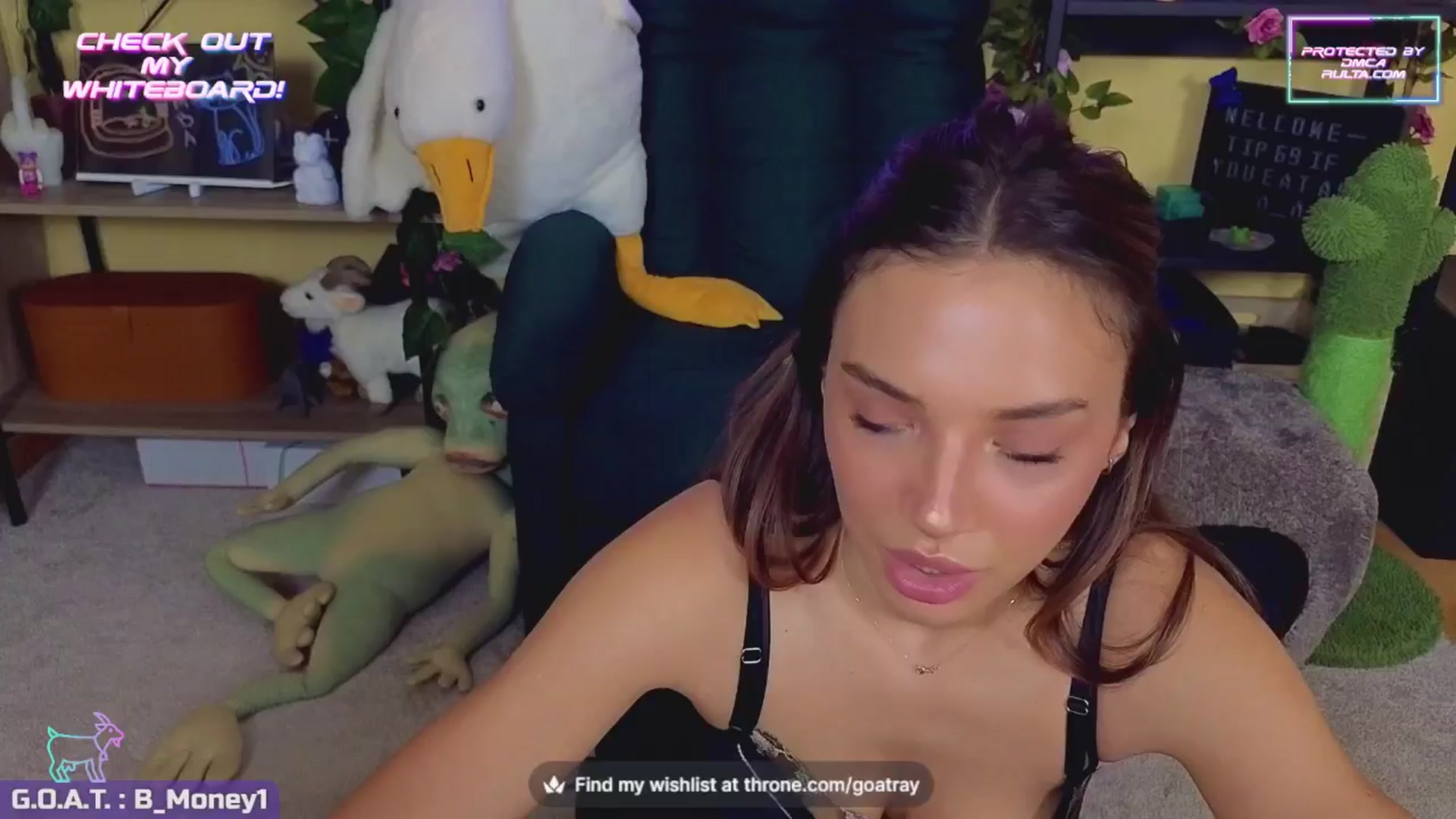 Gallery image thumbnail from TamaraRay's myfreecams stream on, 08/21/2024, 07:04 image 11 of 20