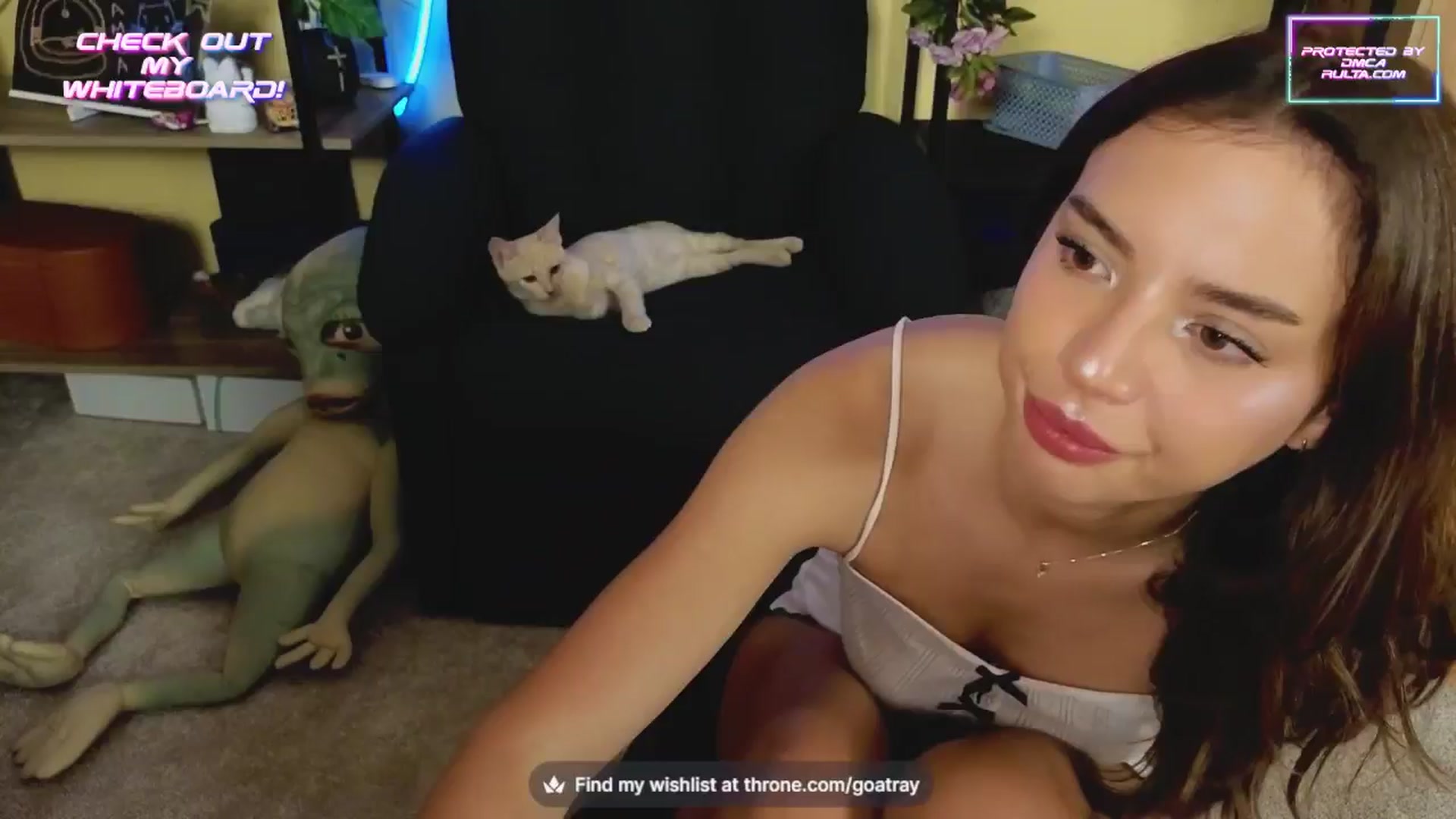 Gallery image thumbnail from TamaraRay's myfreecams stream on, 10/13/2024, 05:49 image 13 of 20