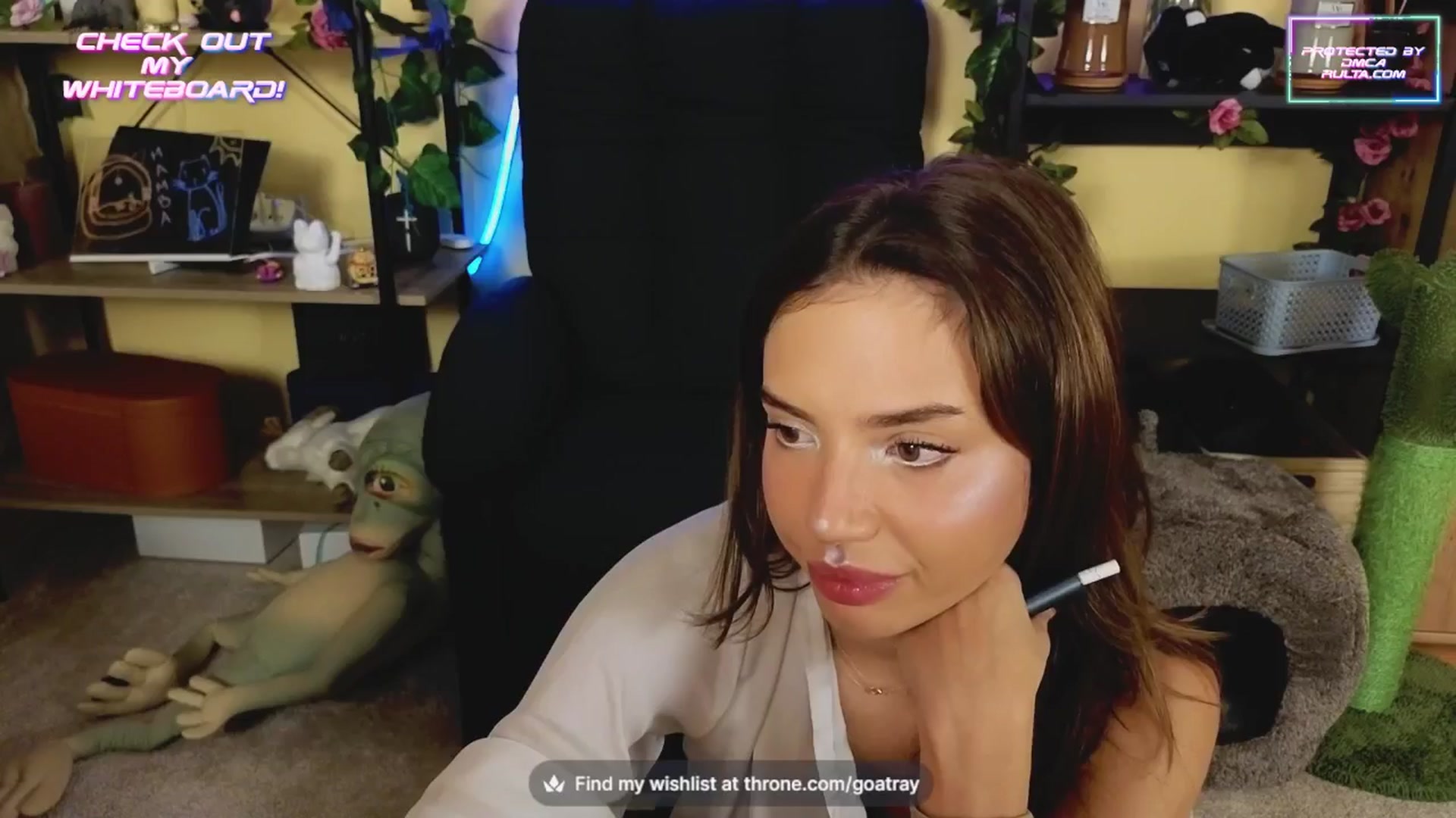 Gallery image thumbnail from TamaraRay's myfreecams stream on, 10/16/2024, 05:51 image 7 of 20