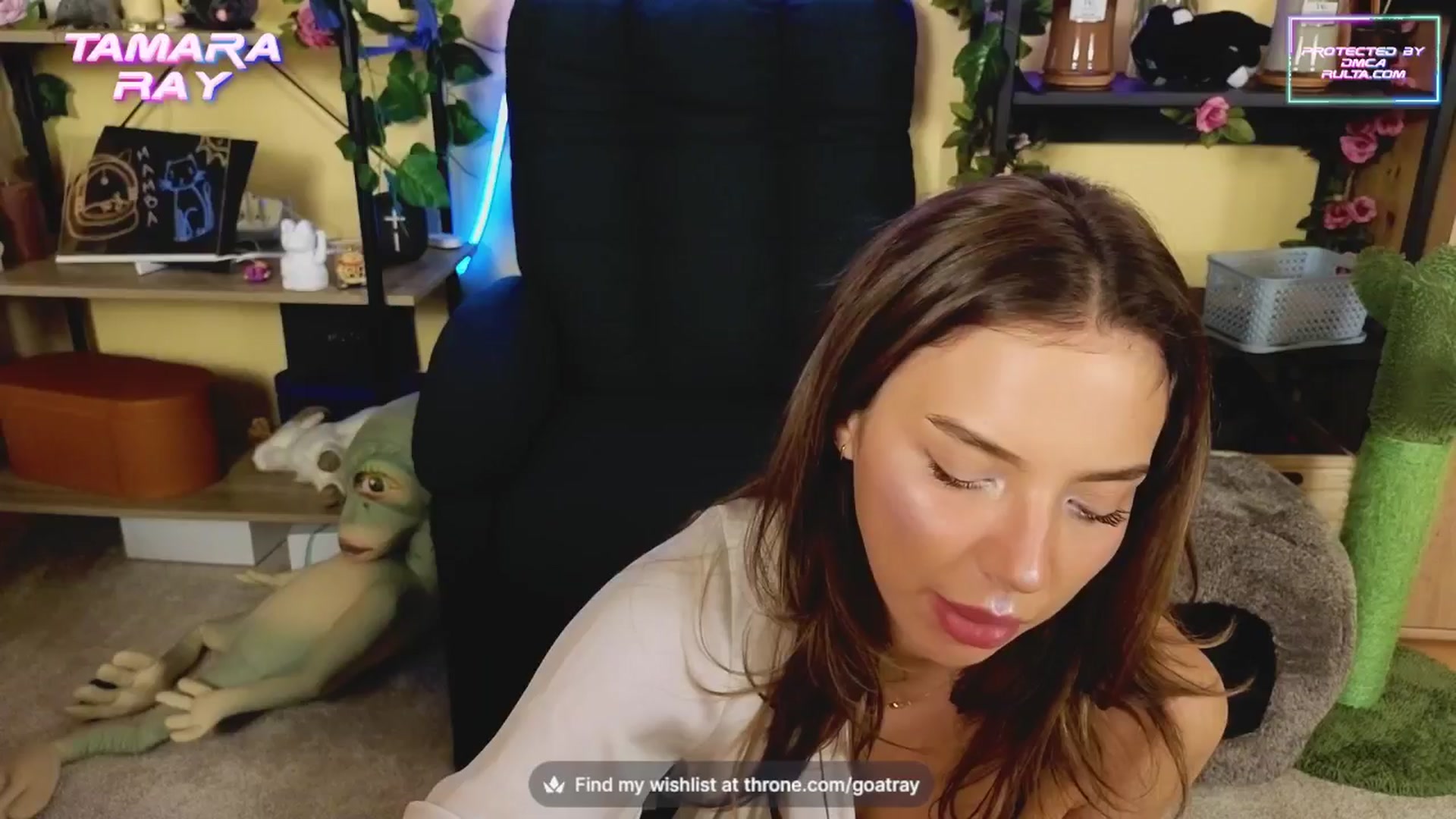 Gallery image thumbnail from TamaraRay's myfreecams stream on, 10/16/2024, 05:51 image 9 of 20