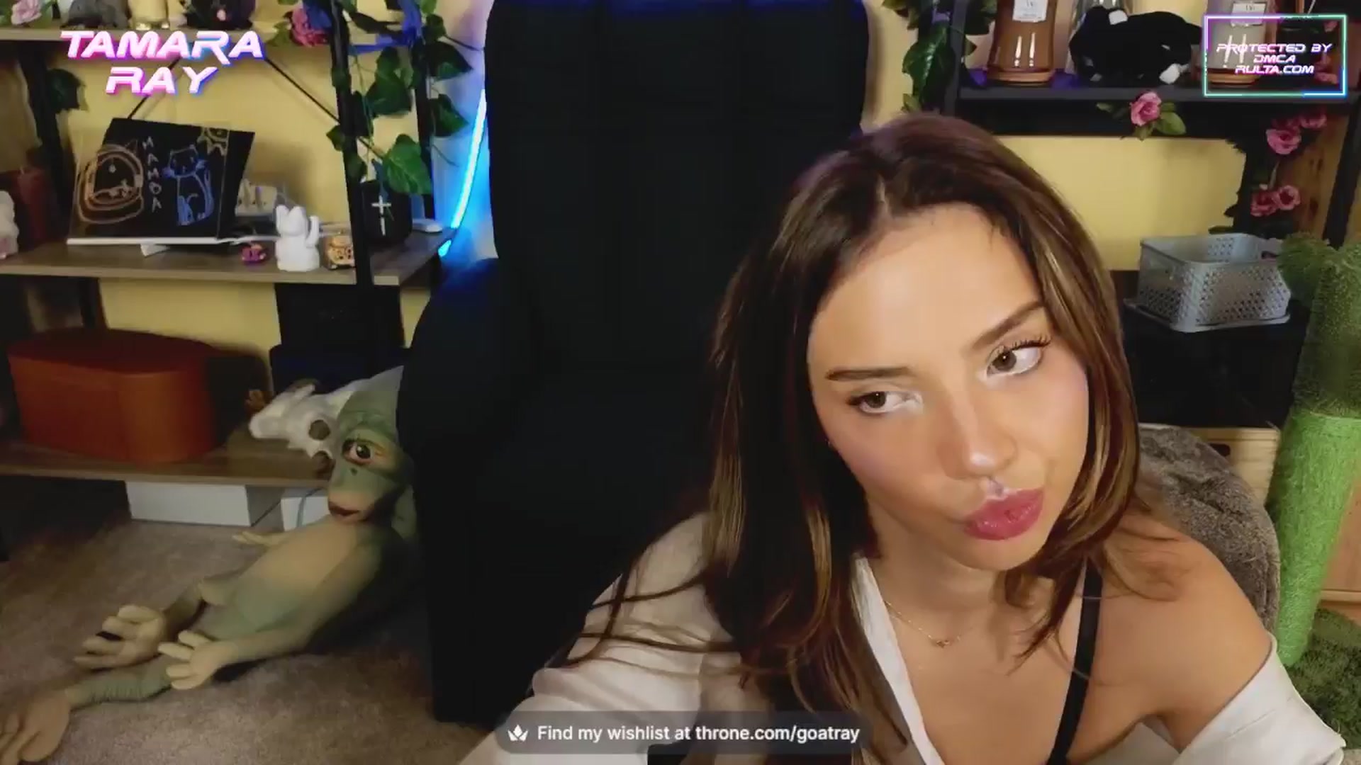 Gallery image thumbnail from TamaraRay's myfreecams stream on, 10/16/2024, 05:51 image 5 of 20