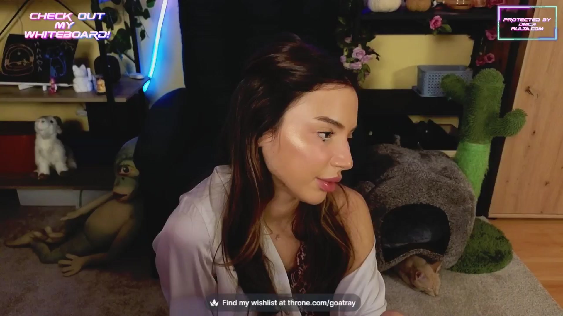 Gallery image thumbnail from TamaraRay's myfreecams stream on, 11/18/2024, 05:27 image 5 of 20