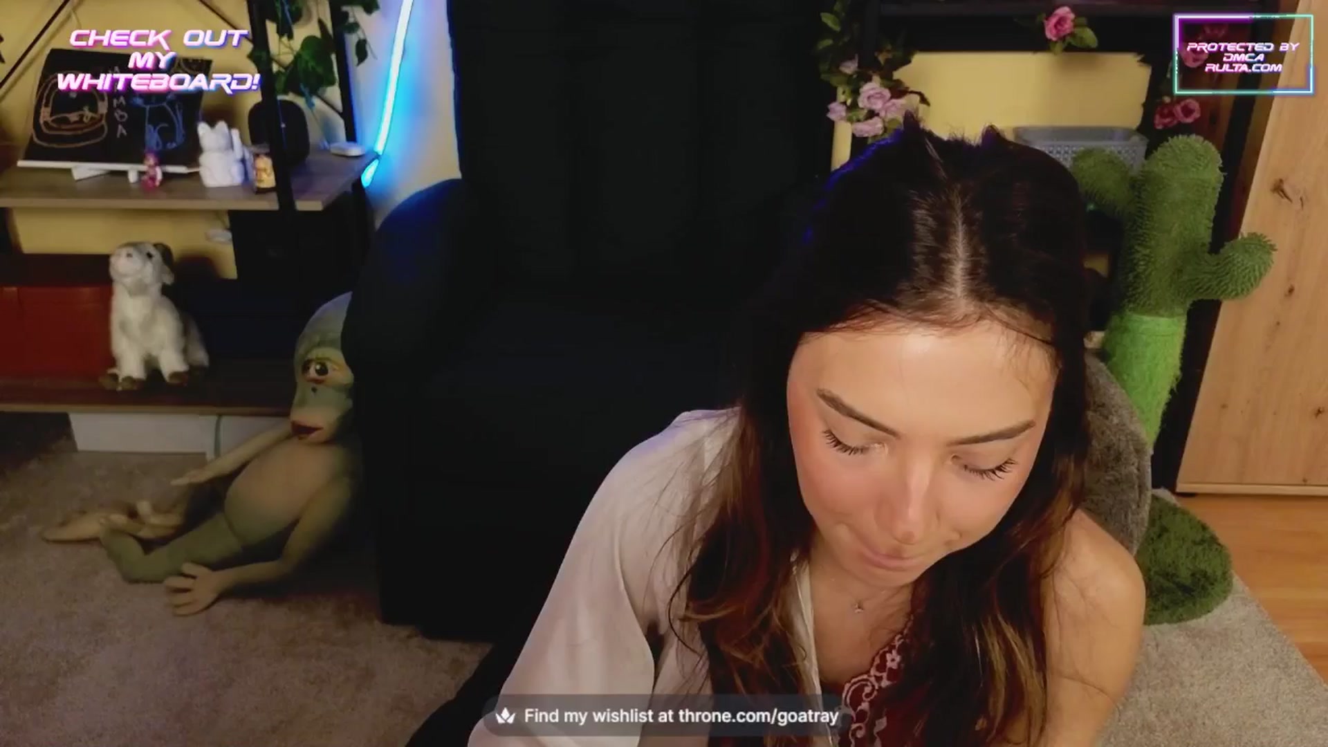 Gallery image thumbnail from TamaraRay's myfreecams stream on, 11/18/2024, 05:27 image 17 of 20