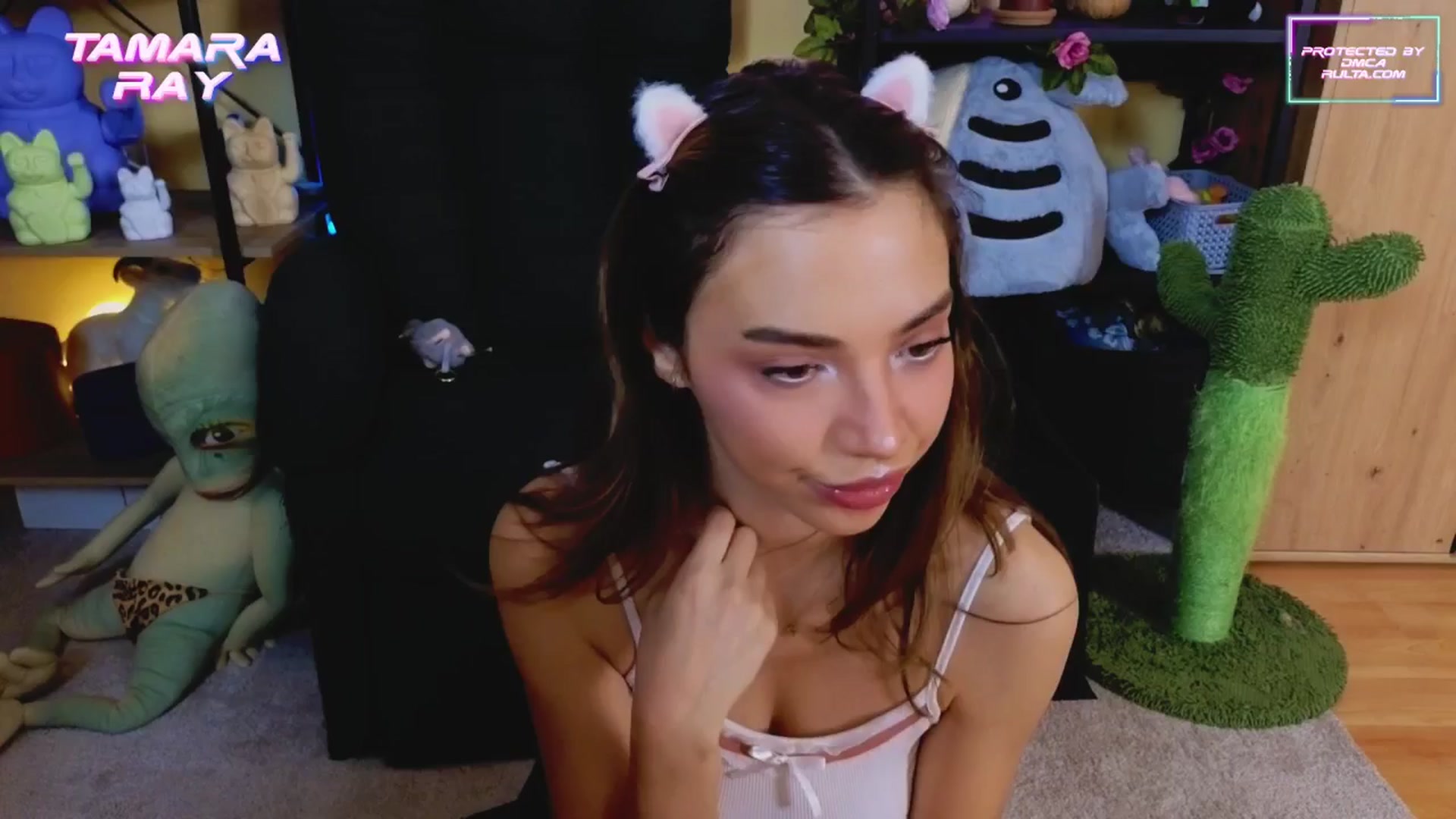 Gallery image thumbnail from TamaraRay's myfreecams stream on, 03/03/2025, 06:39 image 3 of 20