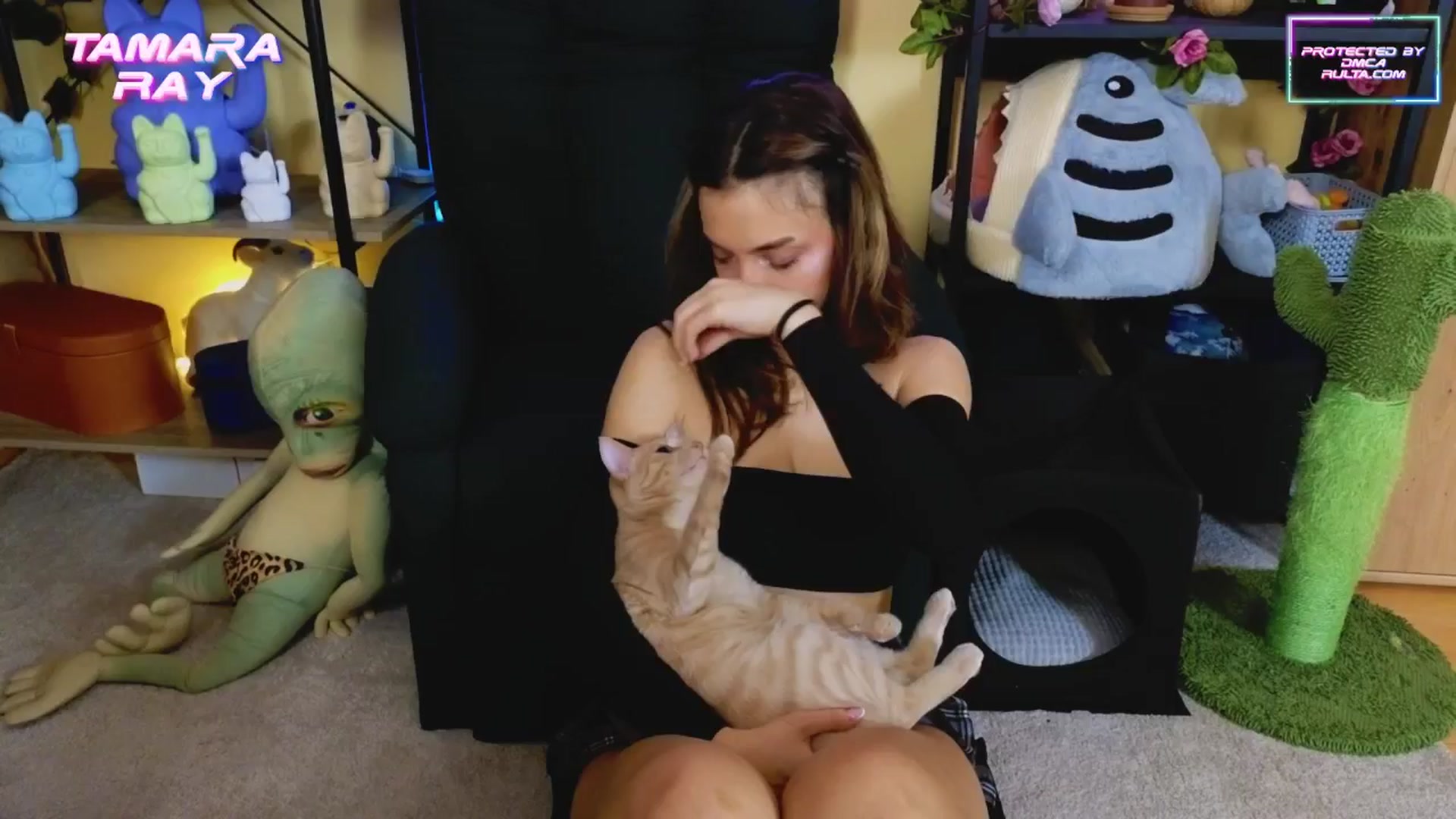 Gallery image thumbnail from TamaraRay's myfreecams stream on, 03/04/2025, 04:51 image 9 of 20