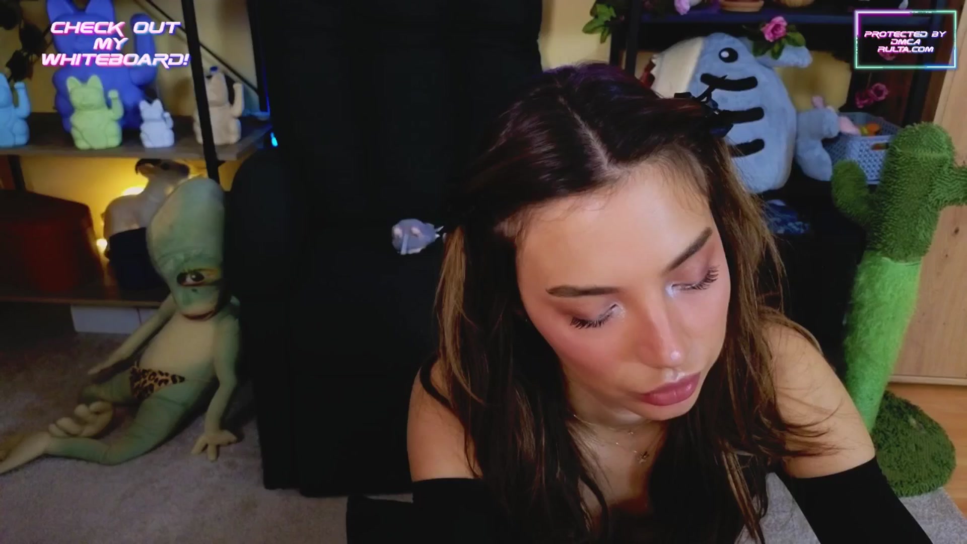 Gallery image thumbnail from TamaraRay's myfreecams stream on, 03/04/2025, 04:51 image 17 of 20