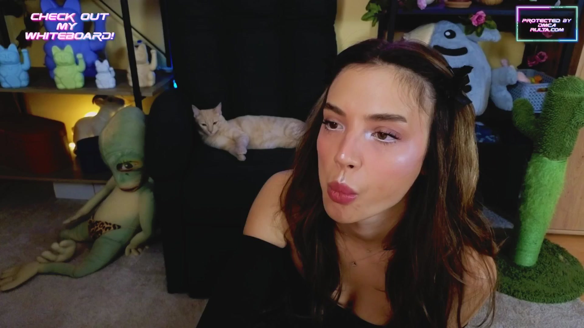 Gallery image thumbnail from TamaraRay's myfreecams stream on, 03/04/2025, 04:51 image 11 of 20