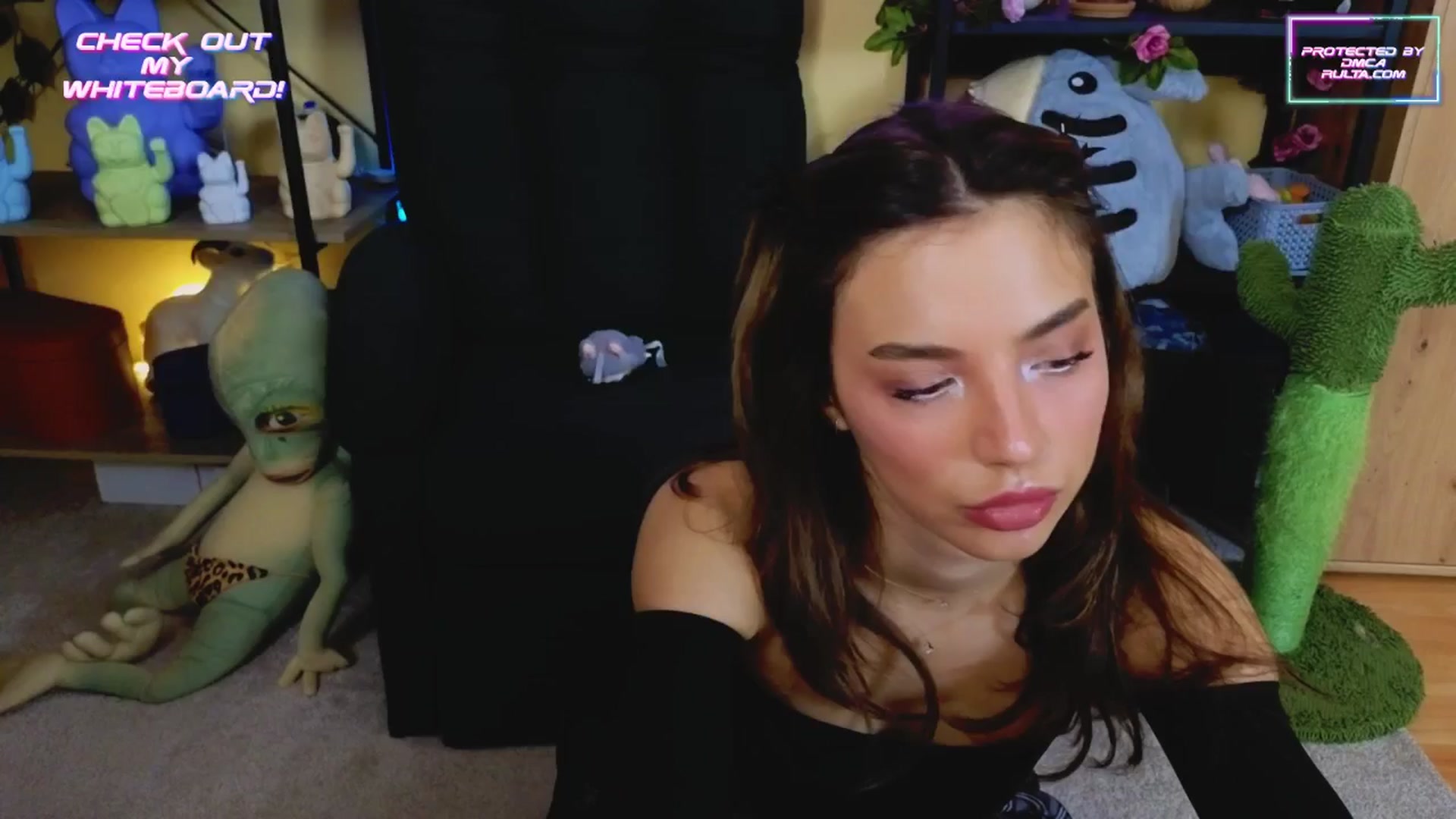 Gallery image thumbnail from TamaraRay's myfreecams stream on, 03/04/2025, 05:38 image 15 of 20