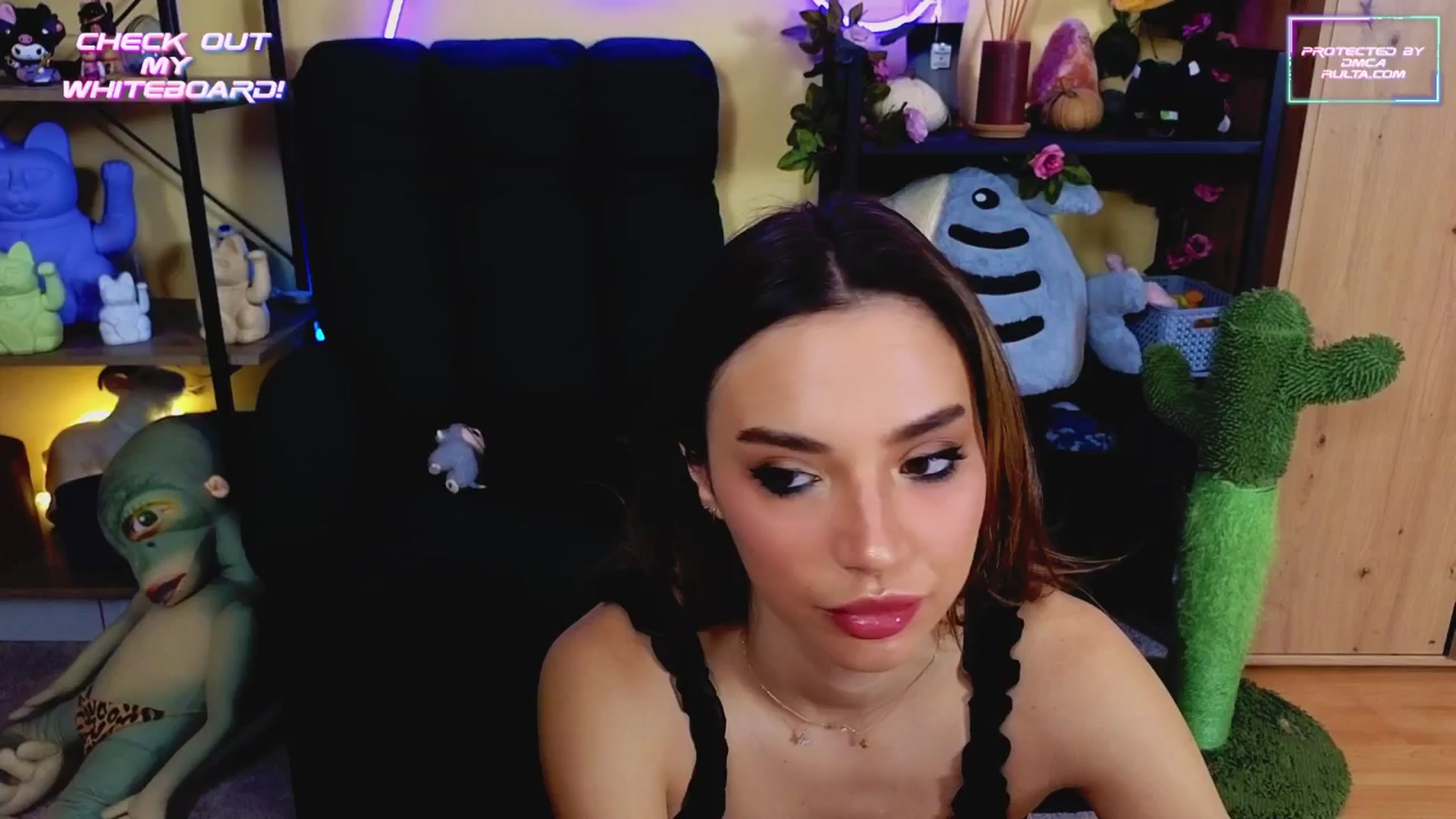 Gallery image thumbnail from TamaraRay's myfreecams stream on, 03/05/2025, 06:02 image 3 of 20