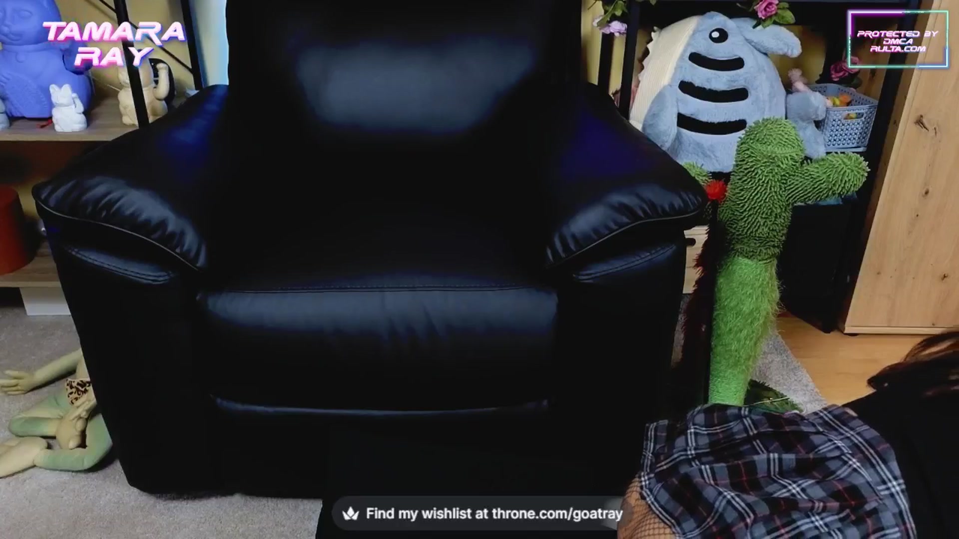 Gallery image thumbnail from TamaraRay's myfreecams stream on, 04/28/2025, 04:10 image 17 of 20