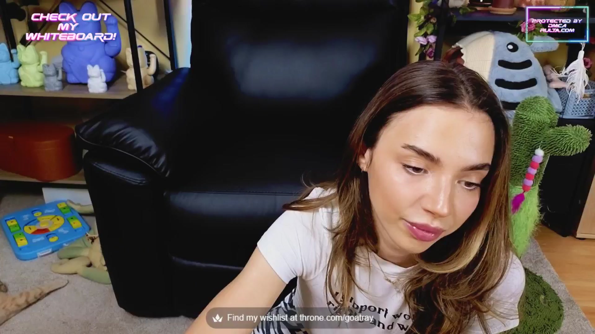Gallery image thumbnail from TamaraRay's myfreecams stream on, 05/08/2025, 03:55 image 5 of 20