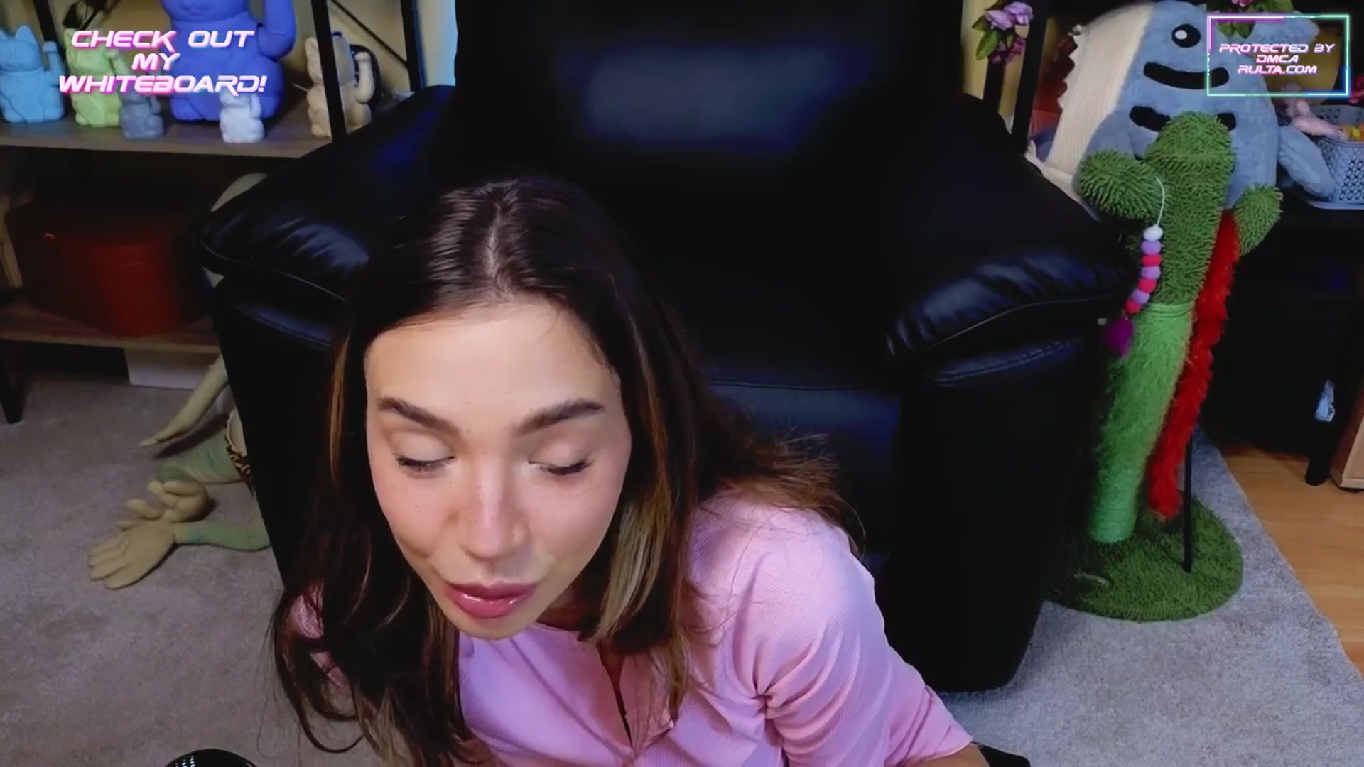 Gallery image thumbnail from TamaraRay's myfreecams stream on, 05/20/2025, 04:57 image 9 of 20