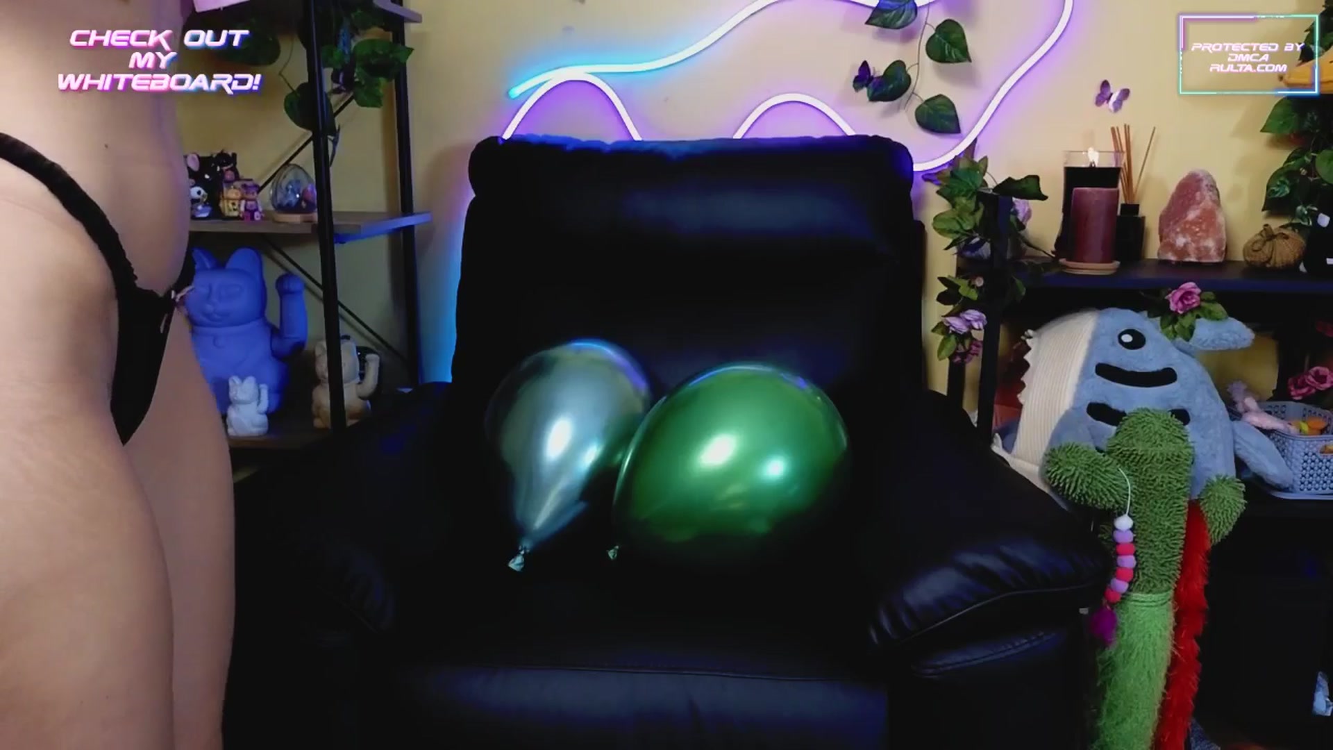 Gallery image thumbnail from TamaraRay's myfreecams stream on, 05/20/2025, 04:57 image 12 of 20
