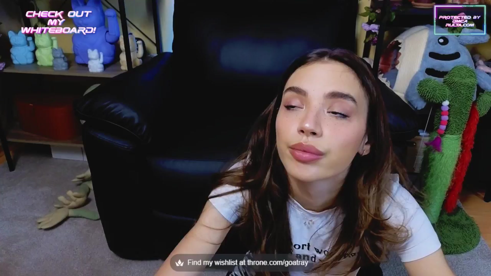 Gallery image thumbnail from TamaraRay's myfreecams stream on, 06/01/2025, 05:22 image 15 of 20